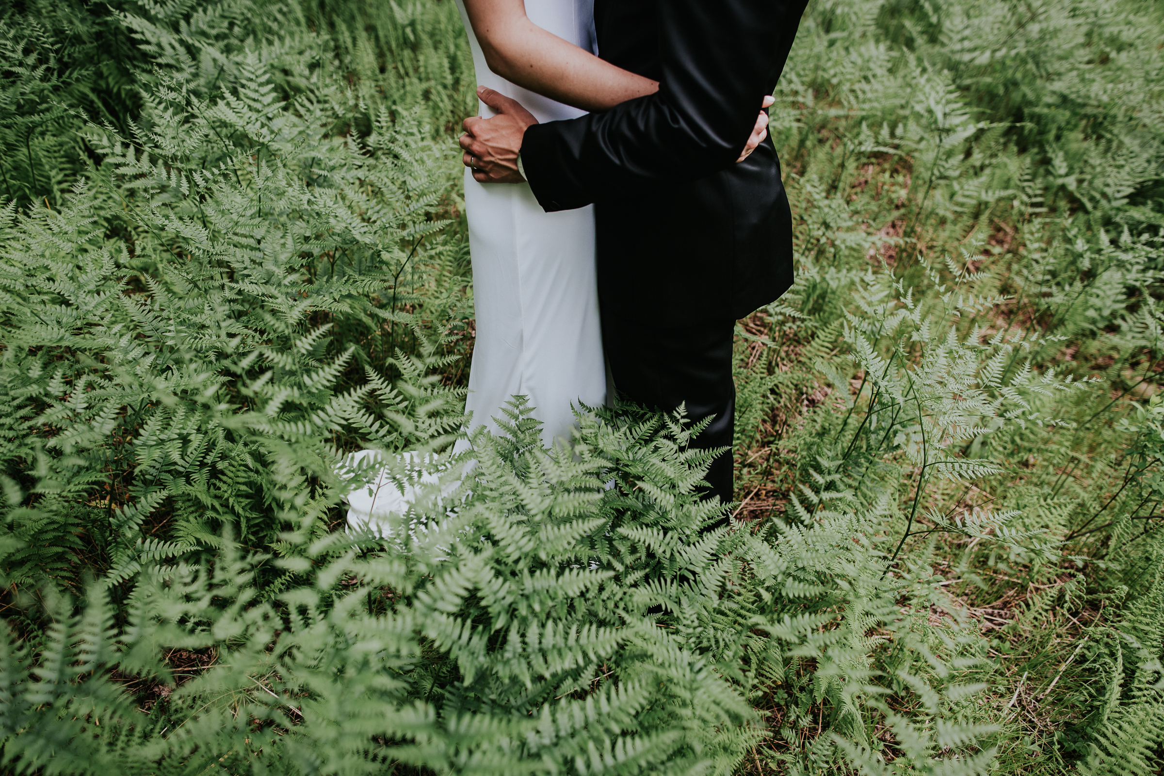 Handsome-Hollow-Long-Eddy-Catskills-New-York-Fine-Art-Documentary-Wedding-Photographer-92.jpg
