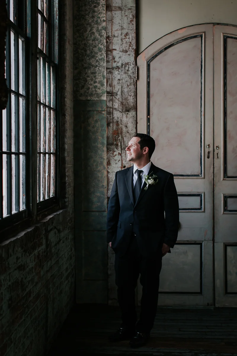 Metropolitan-Building-LIC-NYC-Fine-Art-Documentary-Wedding-Photographer-34.jpg