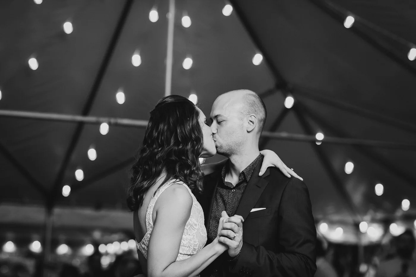 Westchester-New-York-Intimate-Backyard-Garden-Documentary-Wedding-Photographer-12.jpg