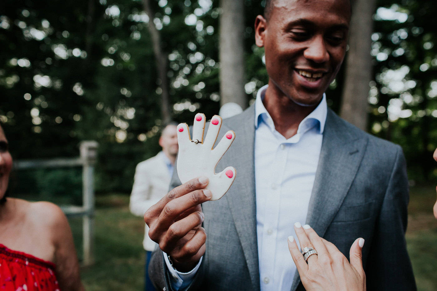 Westchester-New-York-Intimate-Backyard-Garden-Documentary-Wedding-Photographer-24.jpg