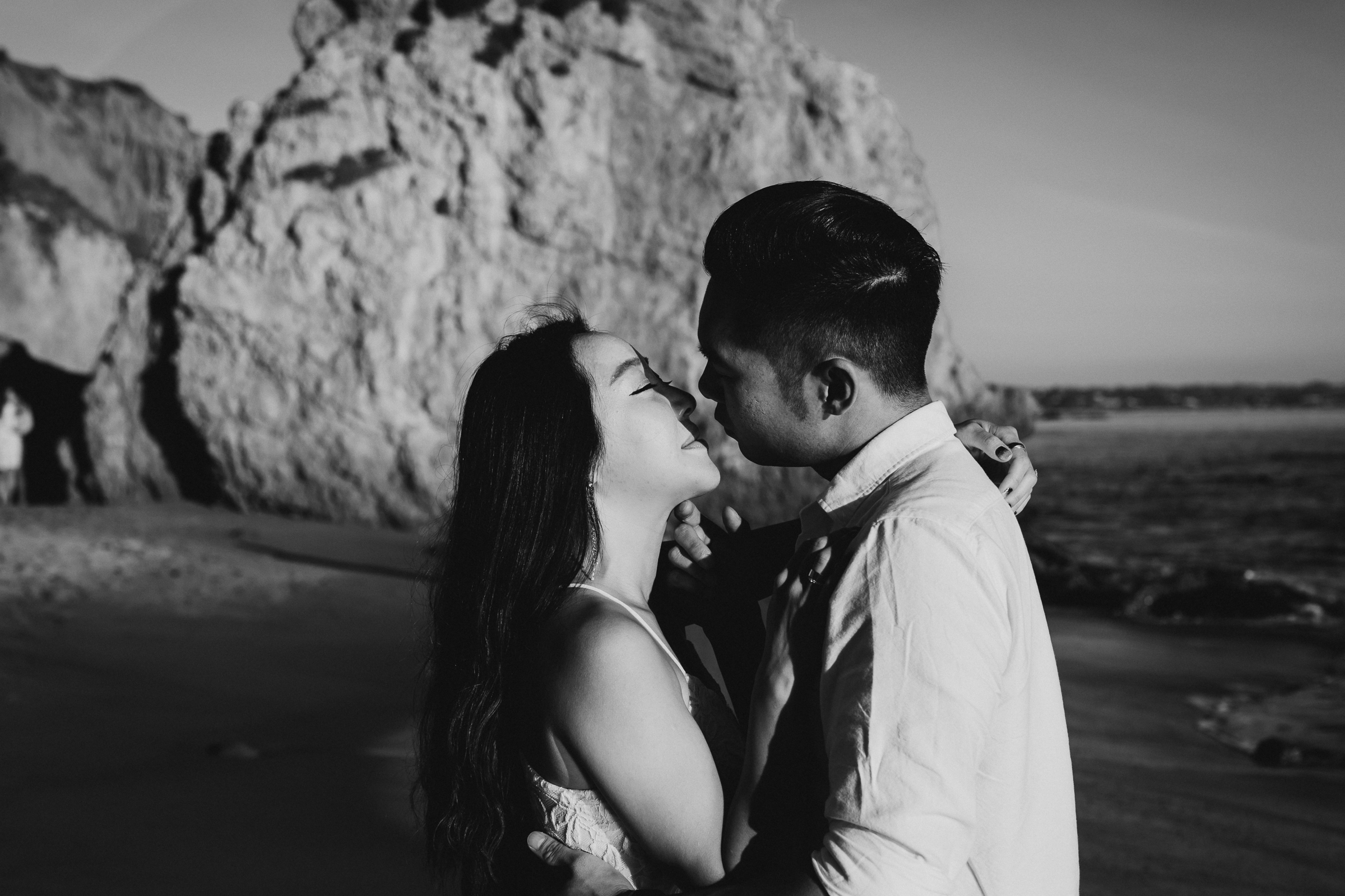 Malibu-El-Matador-State-Beach-Sunset-Engagement-Photos-Los-Angeles-Documentary-Wedding-Photographer-3.jpg