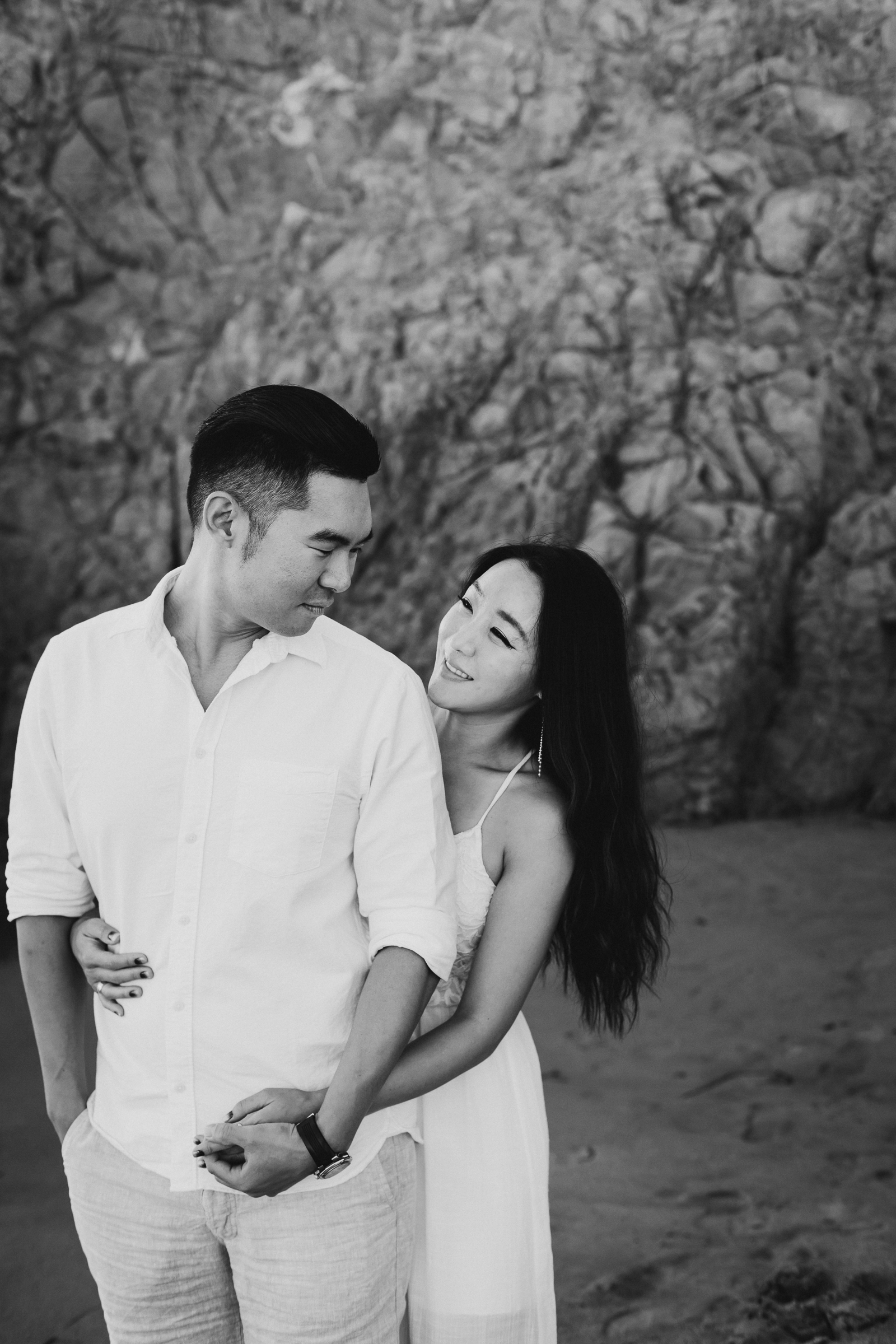 Malibu-El-Matador-State-Beach-Sunset-Engagement-Photos-Los-Angeles-Documentary-Wedding-Photographer-14.jpg