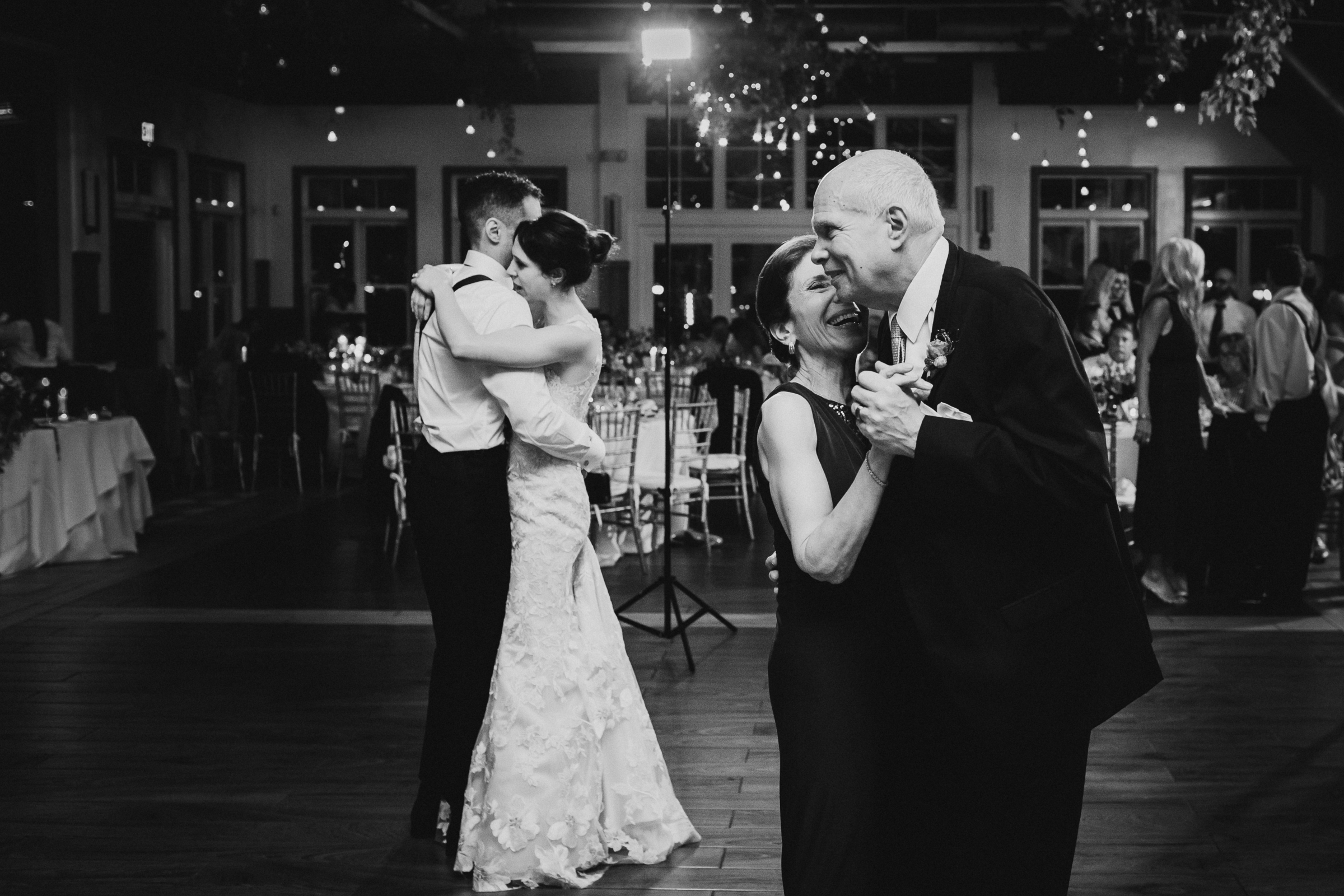 Liberty-House-Restaurant-New-Jersey-NYC-Documentary-Wedding-Photographer-116.jpg