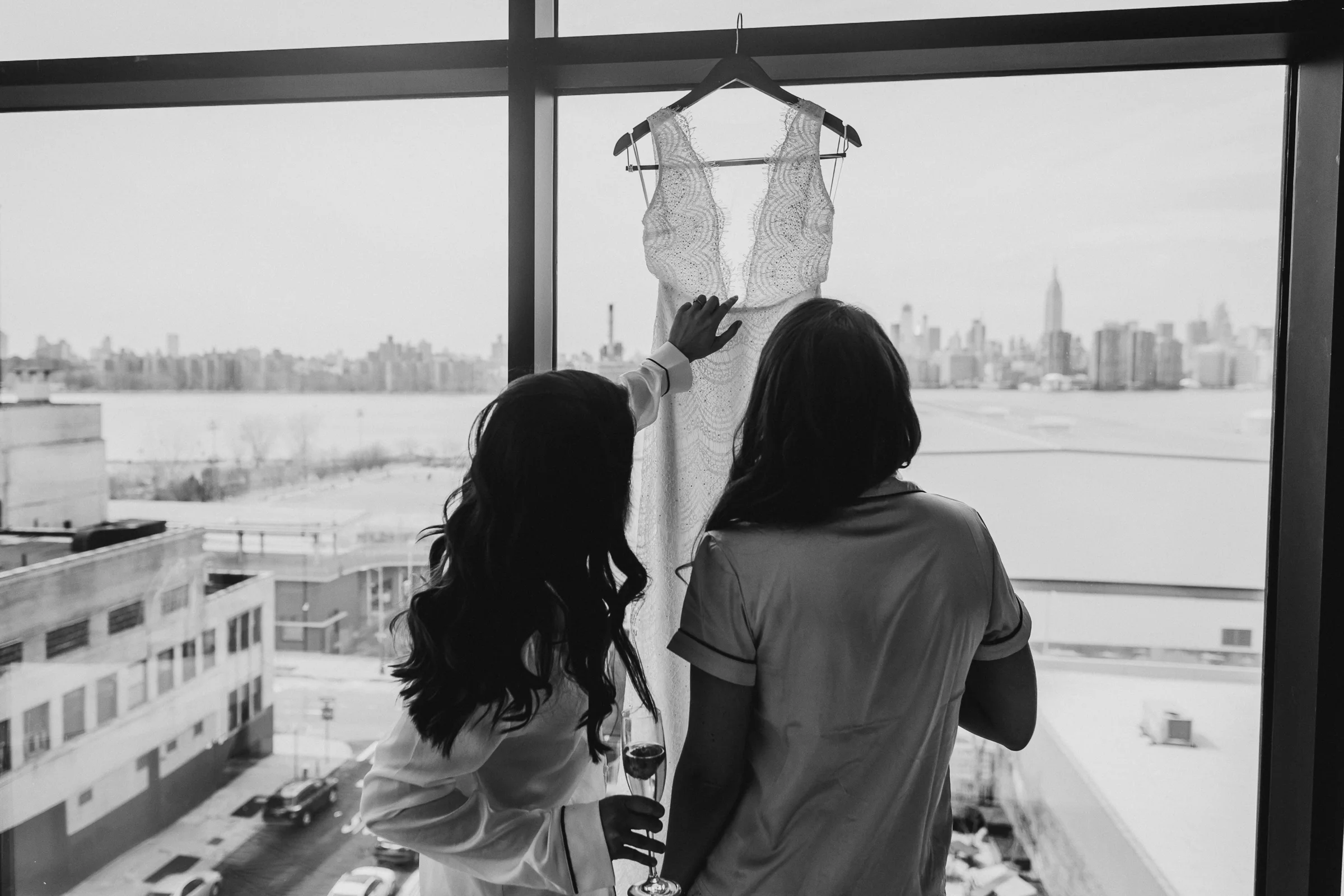 Brooklyn-Winery-Spring-Wedding-Photography-NYC-Natural-Documentary-Wedding-Photographer-4.jpg