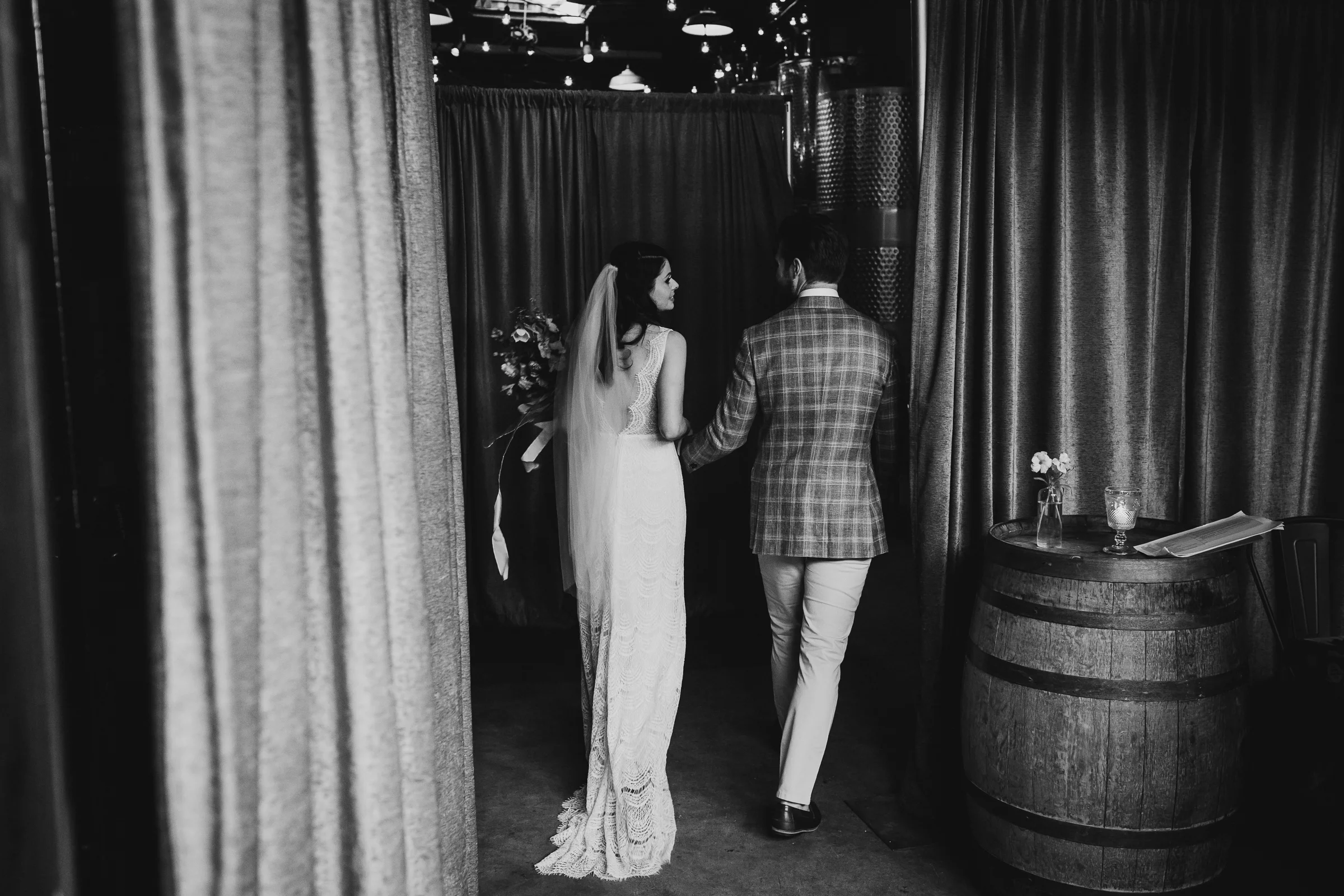 Brooklyn-Winery-Spring-Wedding-Photography-NYC-Natural-Documentary-Wedding-Photographer-79.jpg