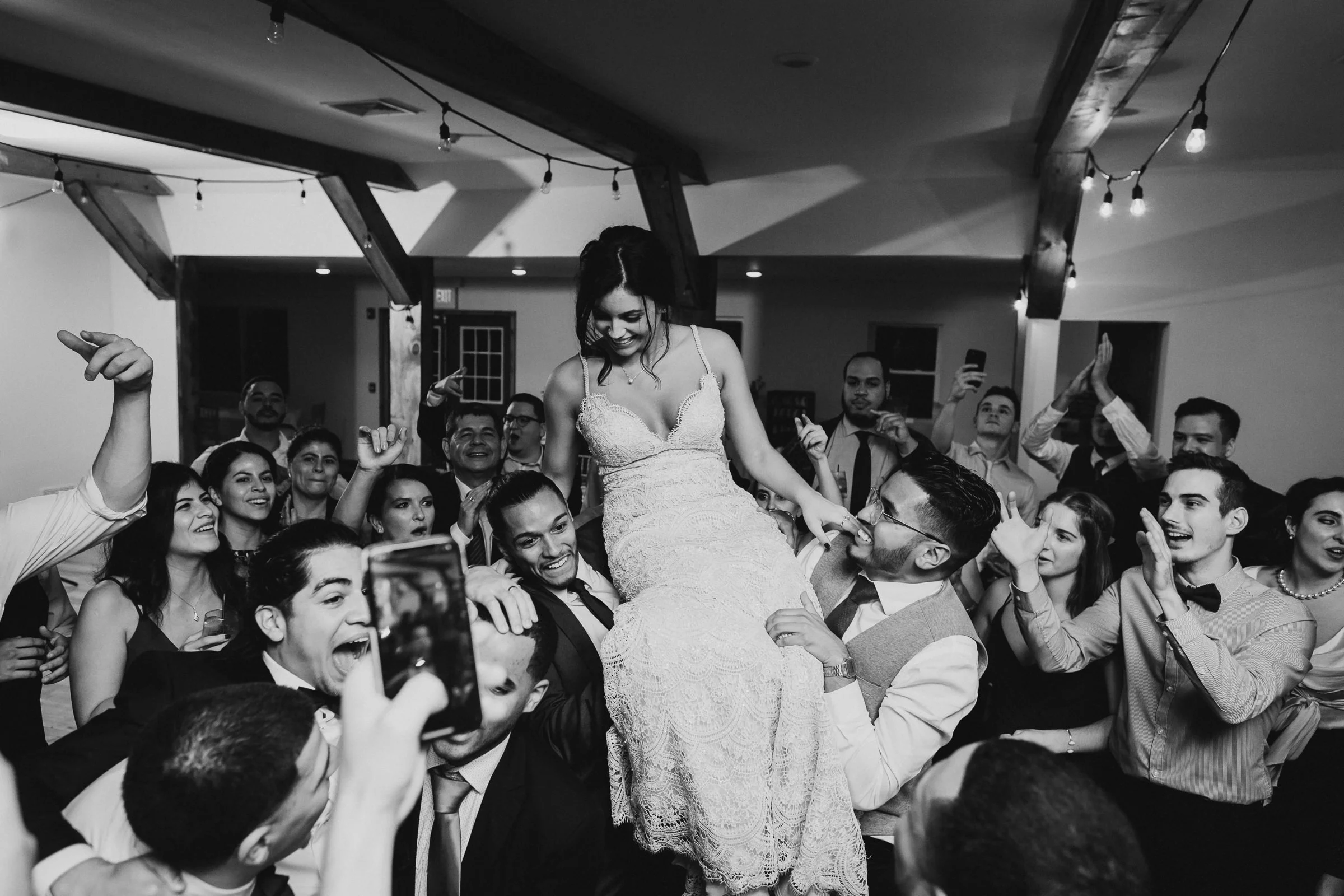 Arrow-Park-Monroe-NY-Documentary-Wedding-Photographer-113.jpg