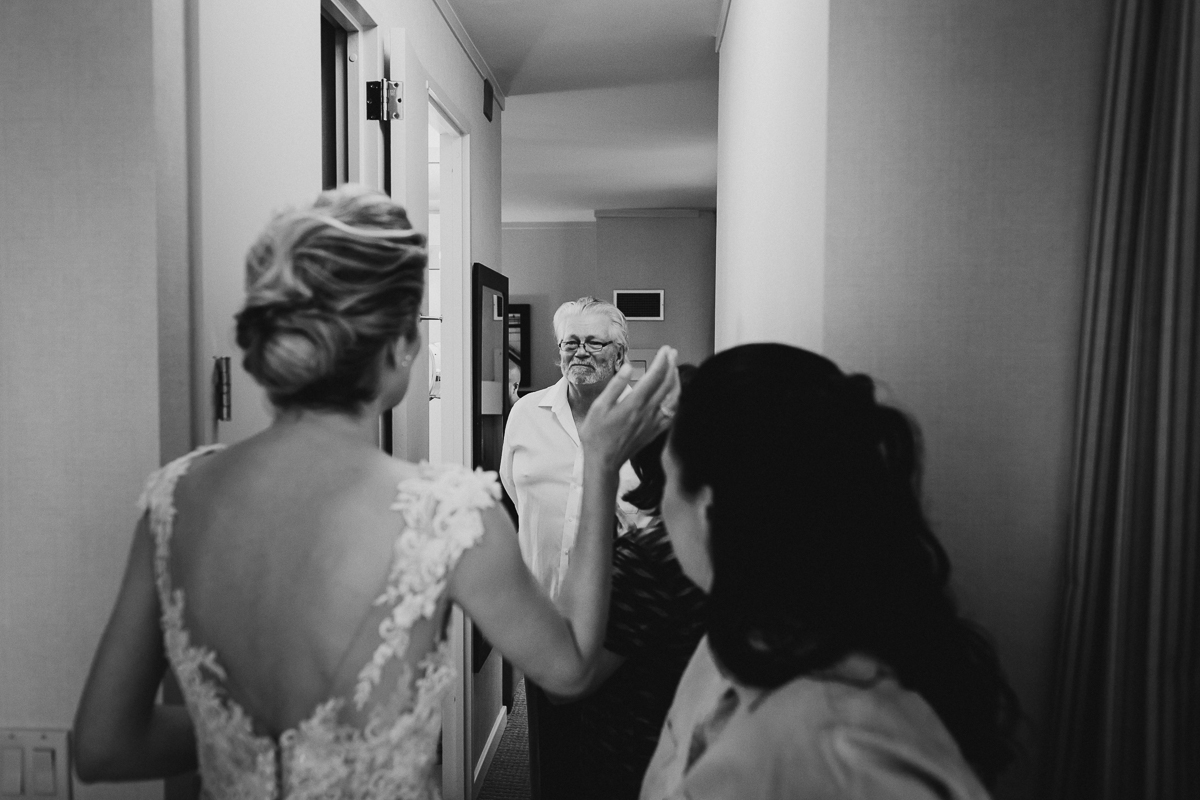 Frankies-457-Spuntino-Intimate-Brooklyn-Restaurant-Wedding-Photographer-8.jpg