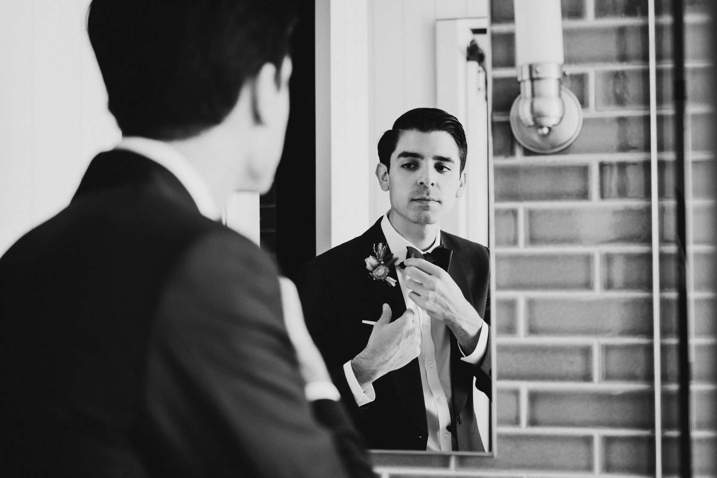 Brooklyn-Winery-NYC-Editorial-Documentary-Wedding-Photographer-Gina-Oli-25.jpg