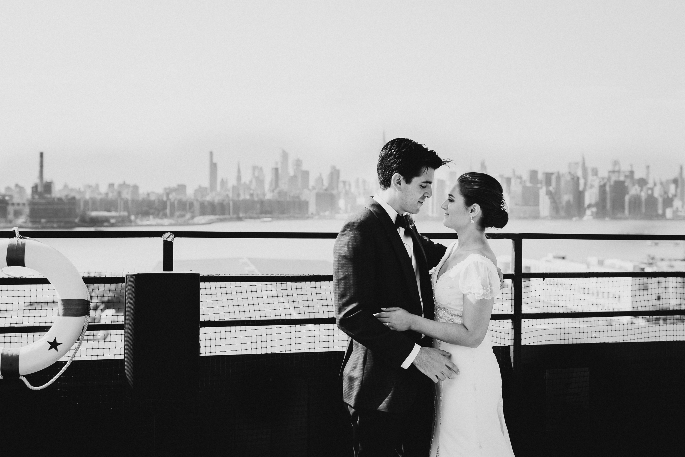 Brooklyn-Winery-NYC-Editorial-Documentary-Wedding-Photographer-Gina-Oli-32.jpg