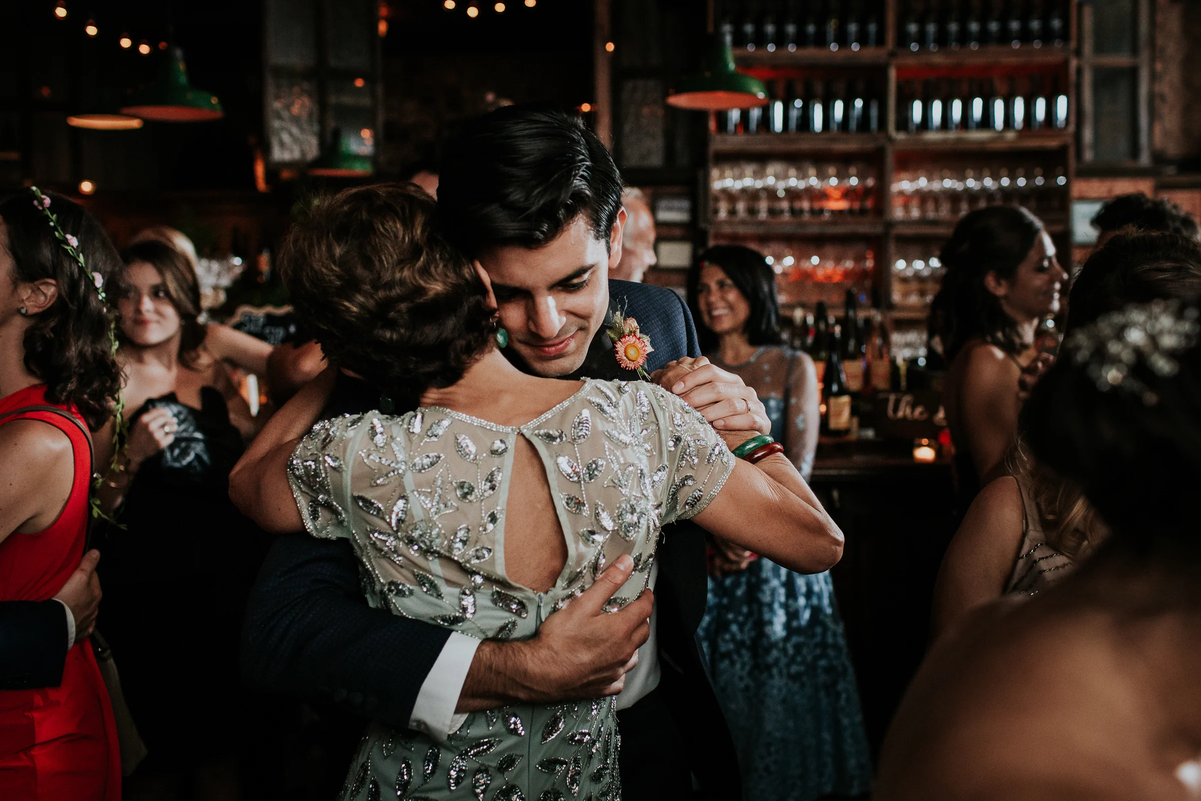 Brooklyn-Winery-NYC-Editorial-Documentary-Wedding-Photographer-Gina-Oli-107.jpg