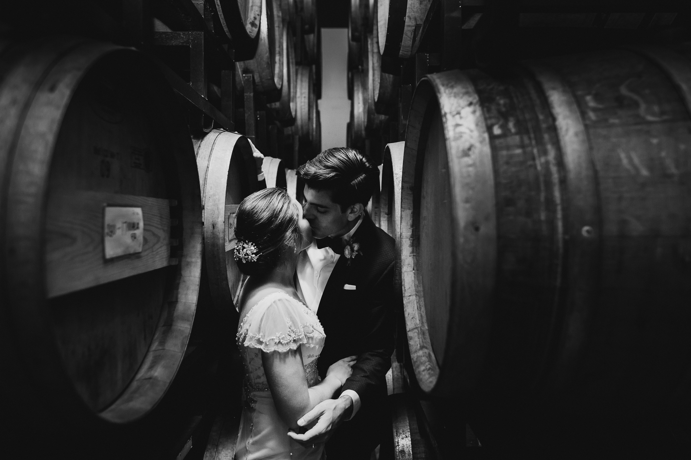 Brooklyn-Winery-NYC-Editorial-Documentary-Wedding-Photographer-Gina-Oli-112.jpg