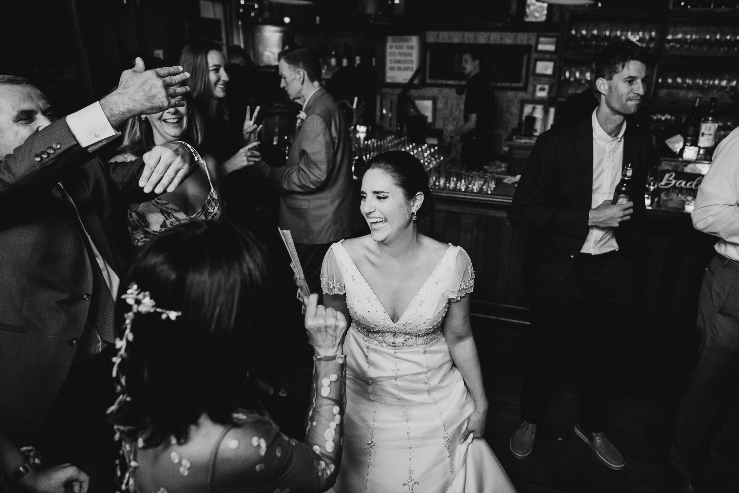 Brooklyn-Winery-NYC-Editorial-Documentary-Wedding-Photographer-Gina-Oli-117.jpg