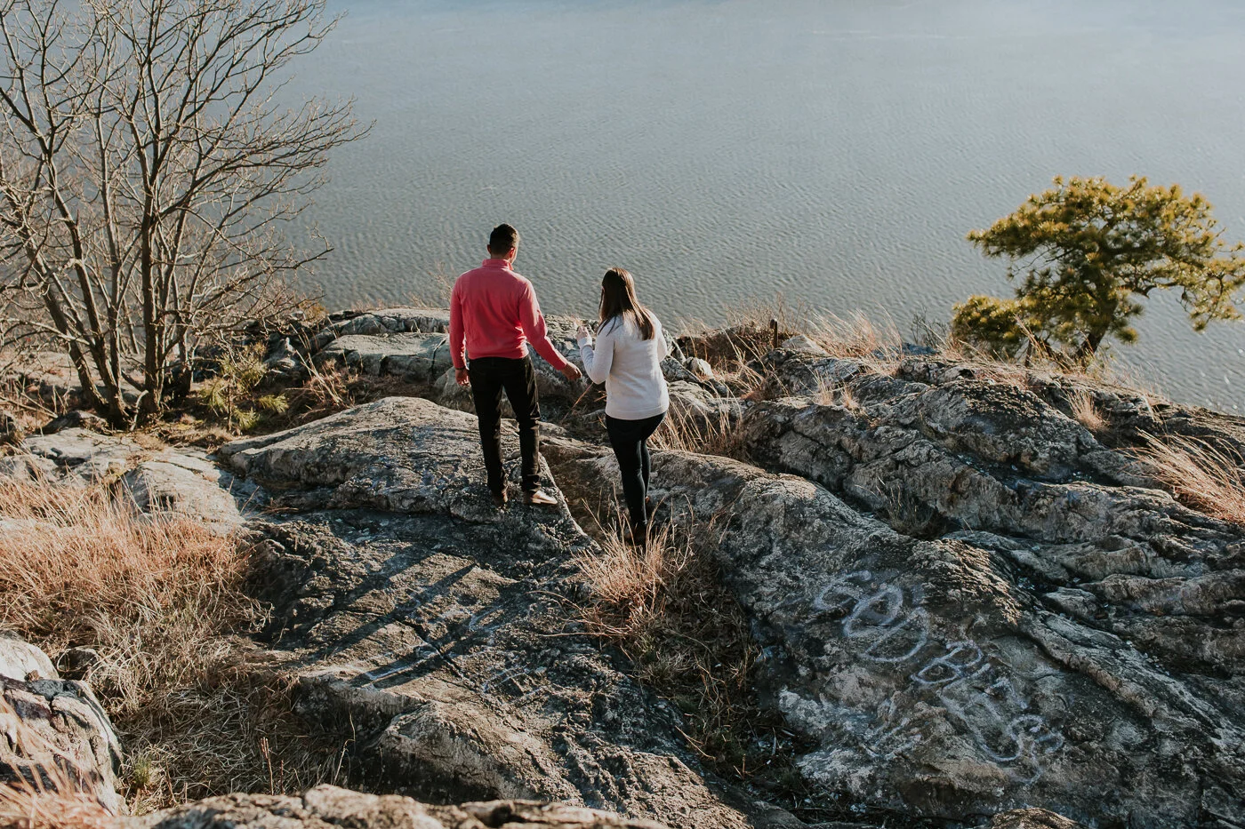 BearMountainStateParkEngagmentPhotos-28.jpg