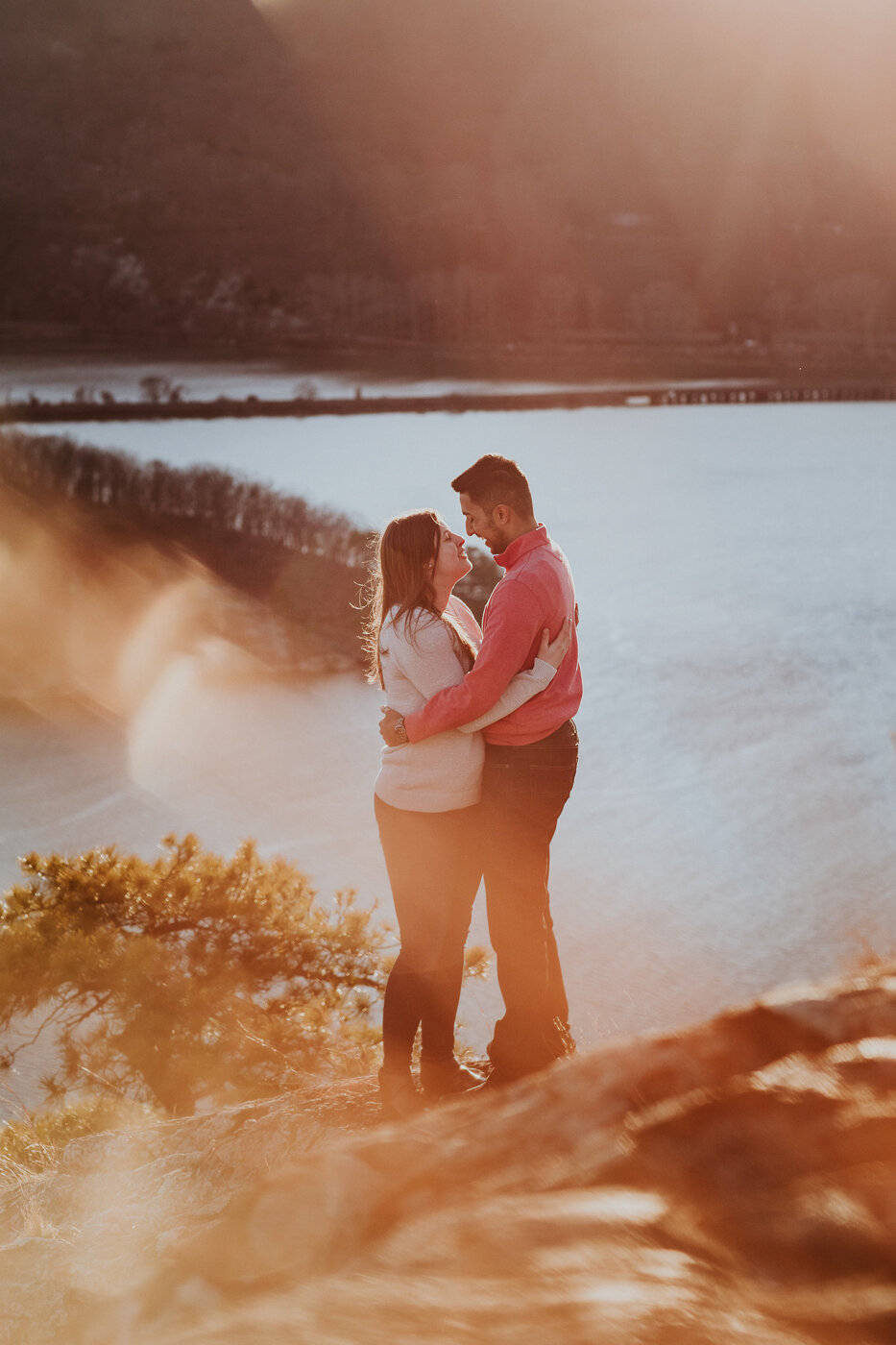 BearMountainStateParkEngagmentPhotos-44.jpg