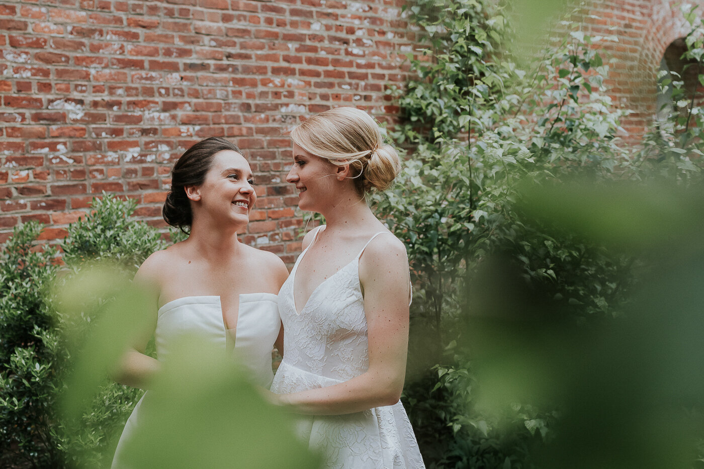 The-Palm-House-Brooklyn-Botanic-Garden-Summer-Same-Sex-Wedding-NYC-Documentary-Wedding-Photographer-22.jpg