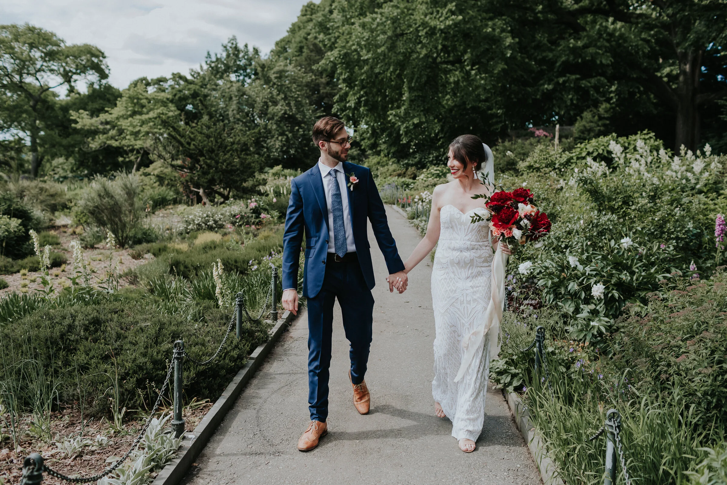 Fort-Tryon-Park-Elopement-NYC-Intimate-Wedding-Photographer-5.jpg