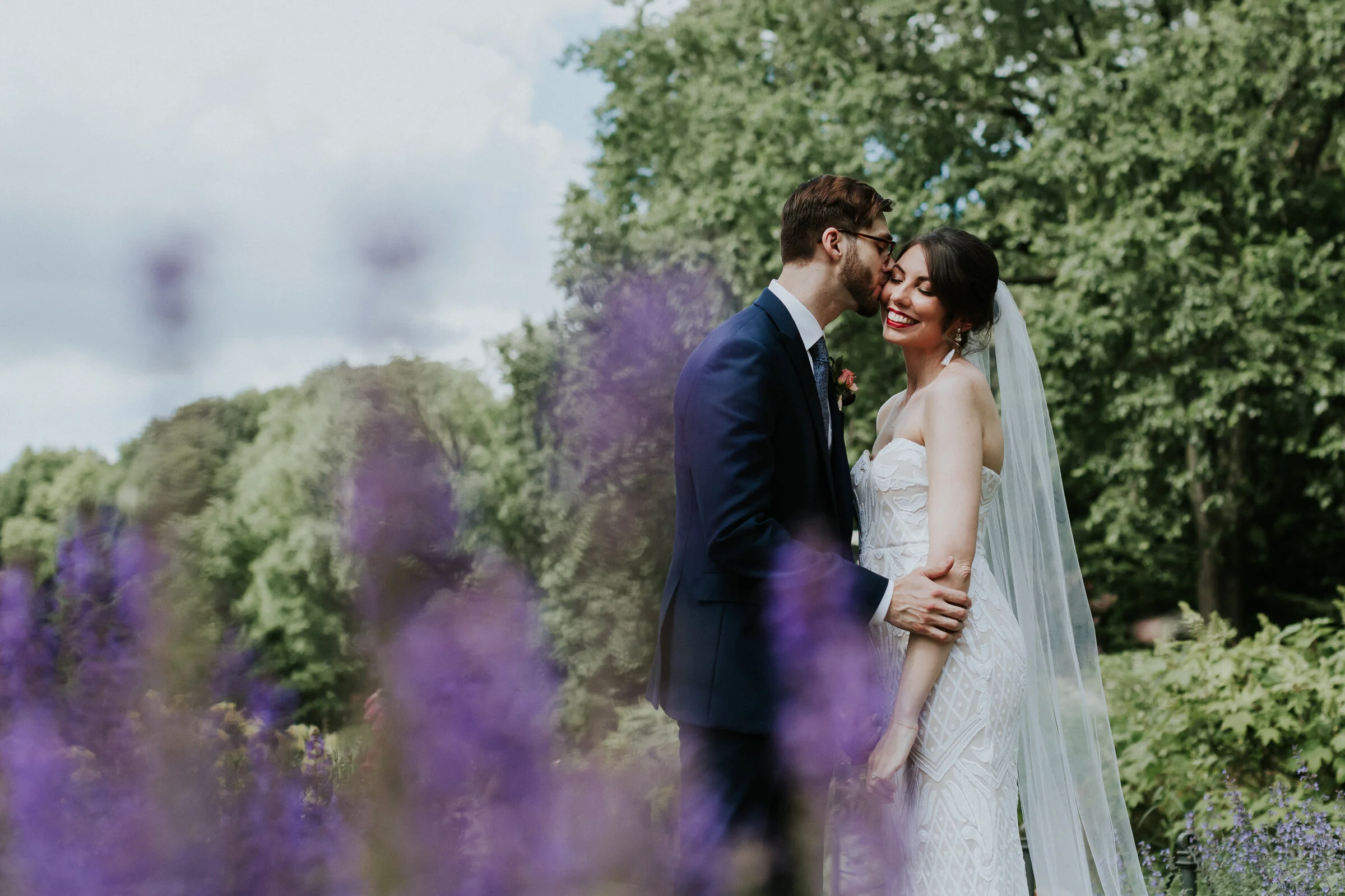 Fort-Tryon-Park-Elopement-NYC-Intimate-Wedding-Photographer-8.jpg