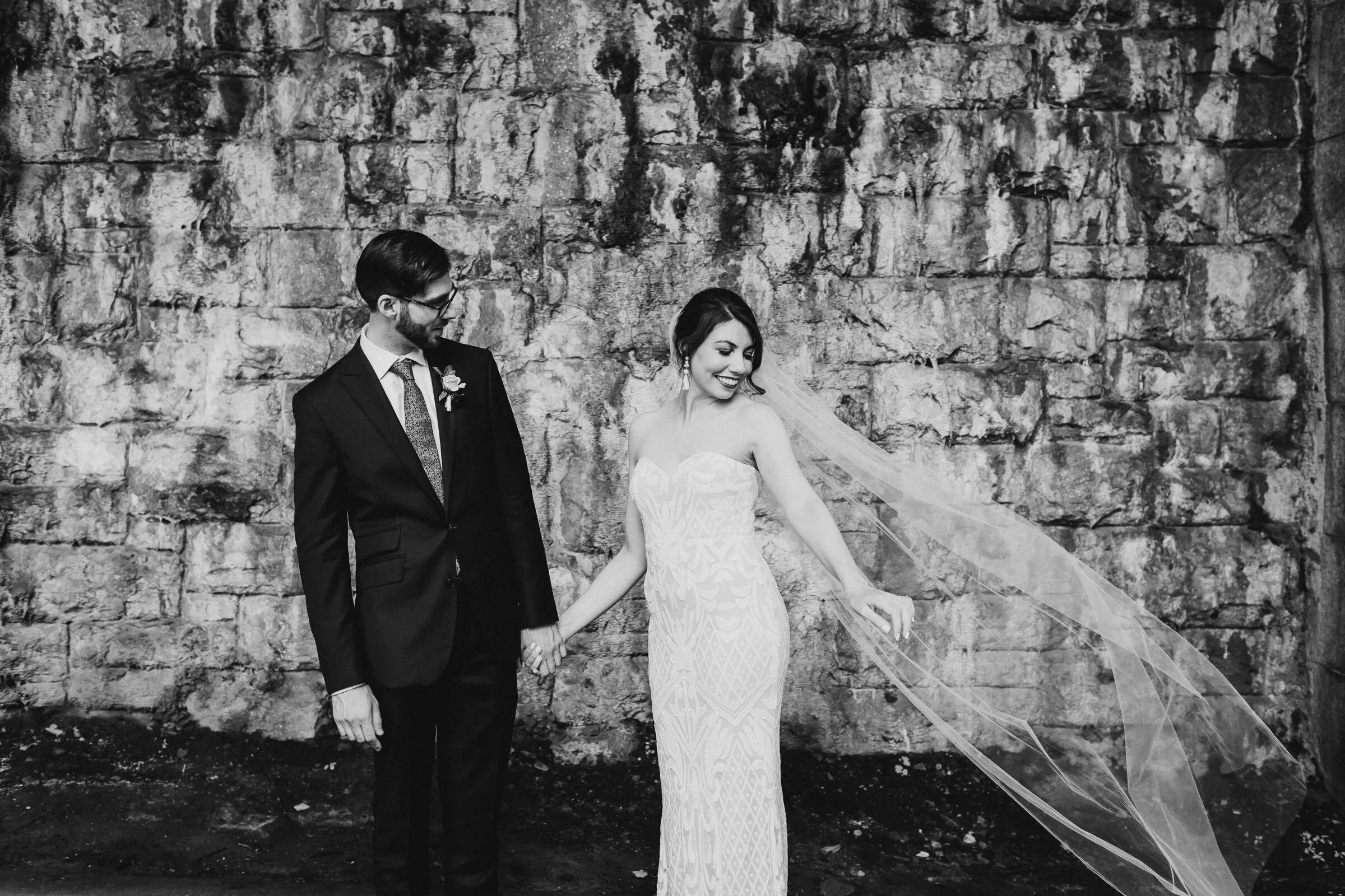 Fort-Tryon-Park-Elopement-NYC-Intimate-Wedding-Photographer-16.jpg