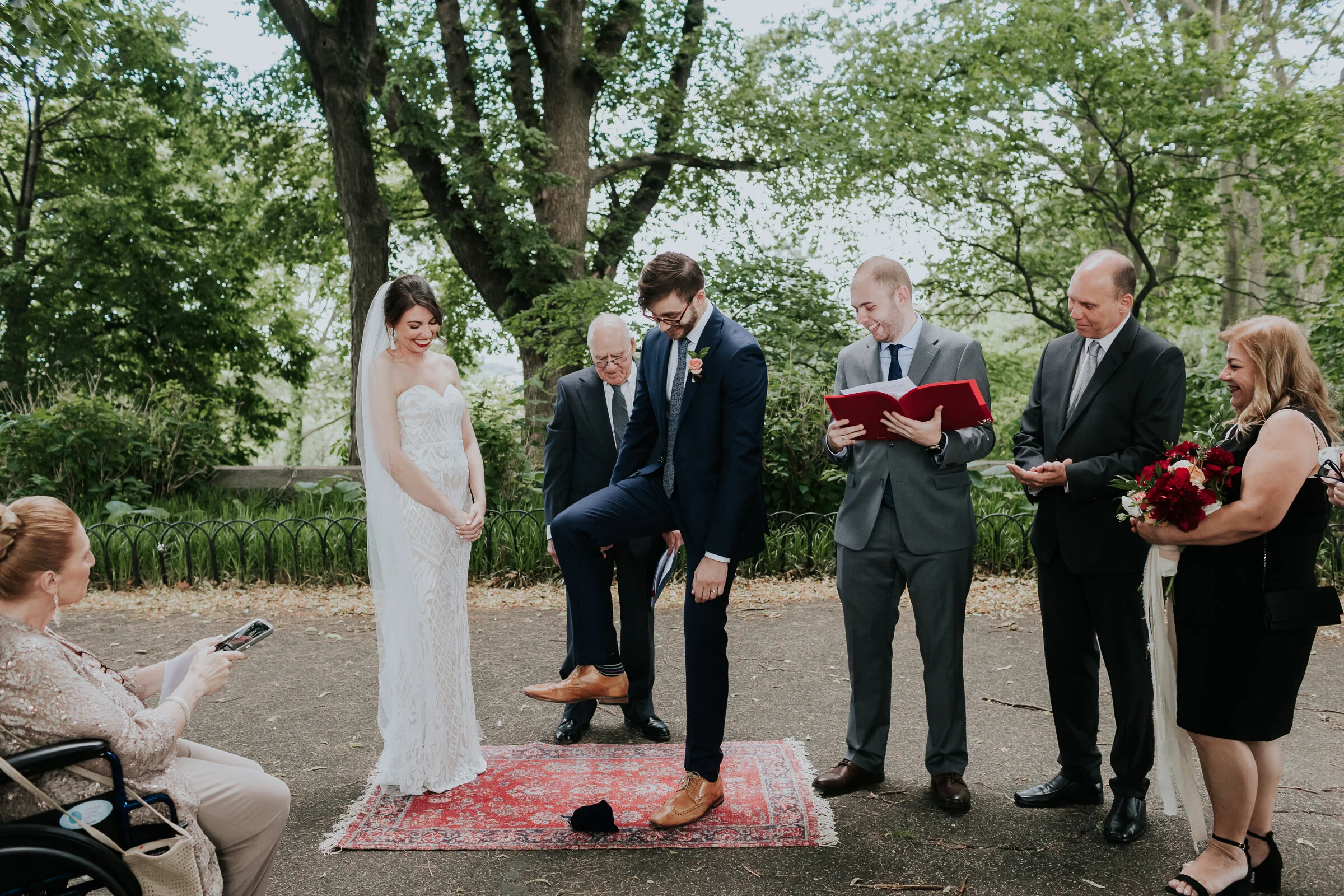 Fort-Tryon-Park-Elopement-NYC-Intimate-Wedding-Photographer-50.jpg