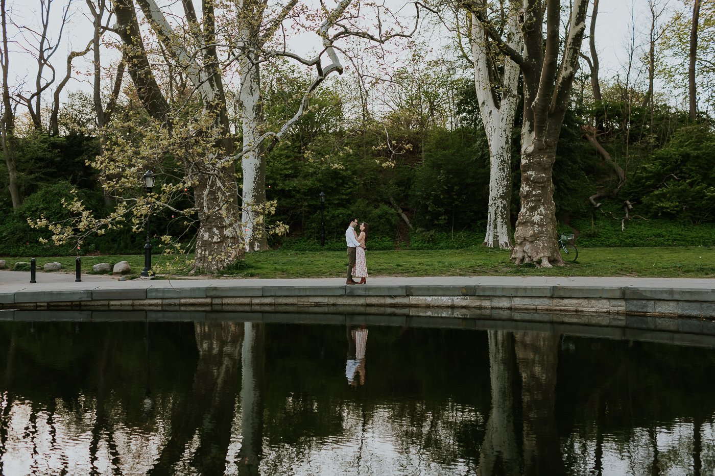 Prospect-Park-Sunset-Engagement-Photos-20.jpg