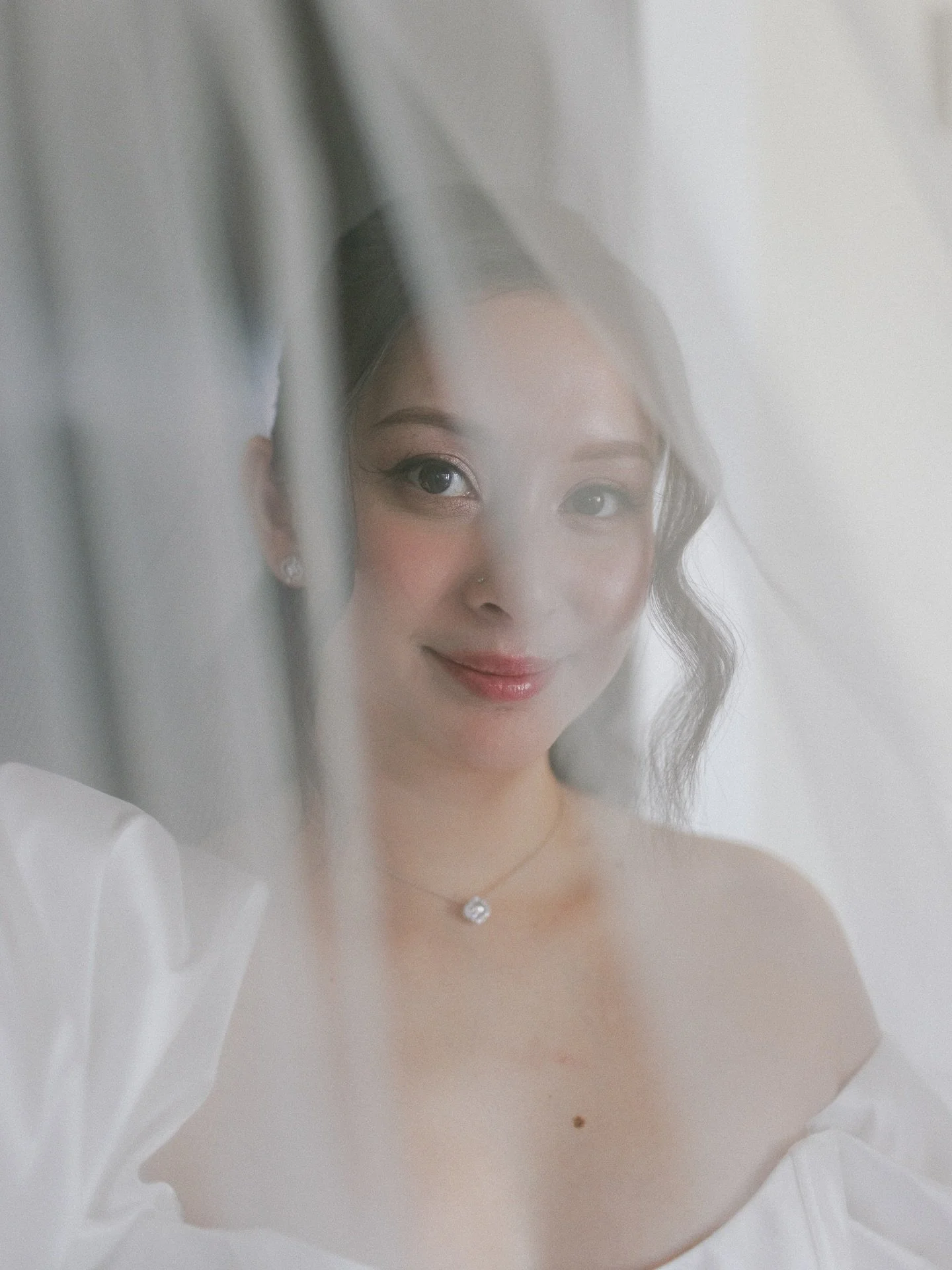 Vanessa is a whole story 😍
Wedding Planner: @jennealstudio 
Officiant: @jackiereinkingofficiant 
Videographer: @kissthebridefilms 
Florist: @poppyflowersco 
Make-Up Artist: Darima from @beautyiconnyc 
Wedding Dress Designer: @jennyyoonyc 
@vanesslee