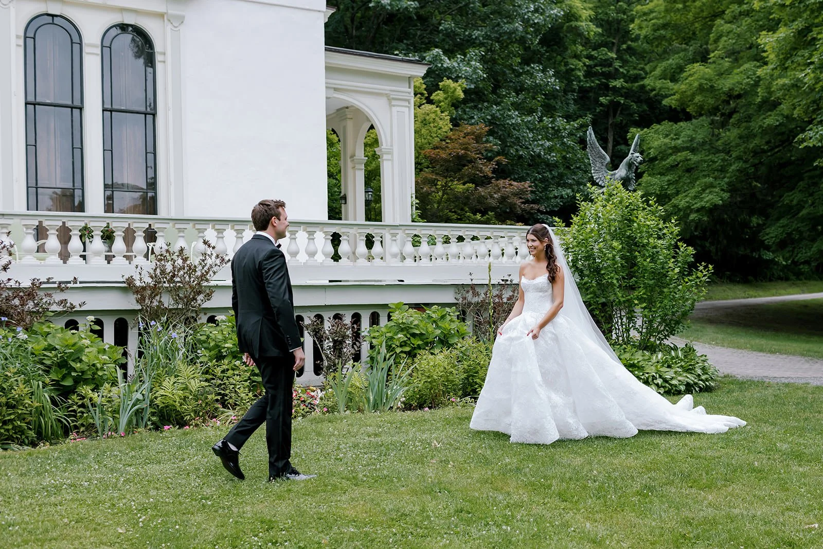 Germantown-NY-Private-Estate-Events-Documentary-Wedding-Photographer-013.JPG