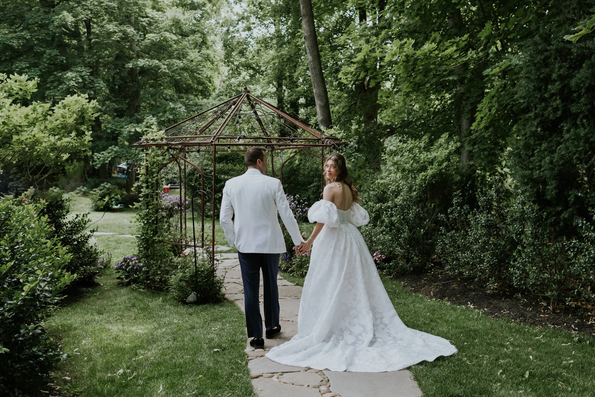 Oyster-Bay-Cove-Backyard-North-Shore-Long-Island-Wedding-Photos-Elvira-Kalviste-Photography-017.JPG