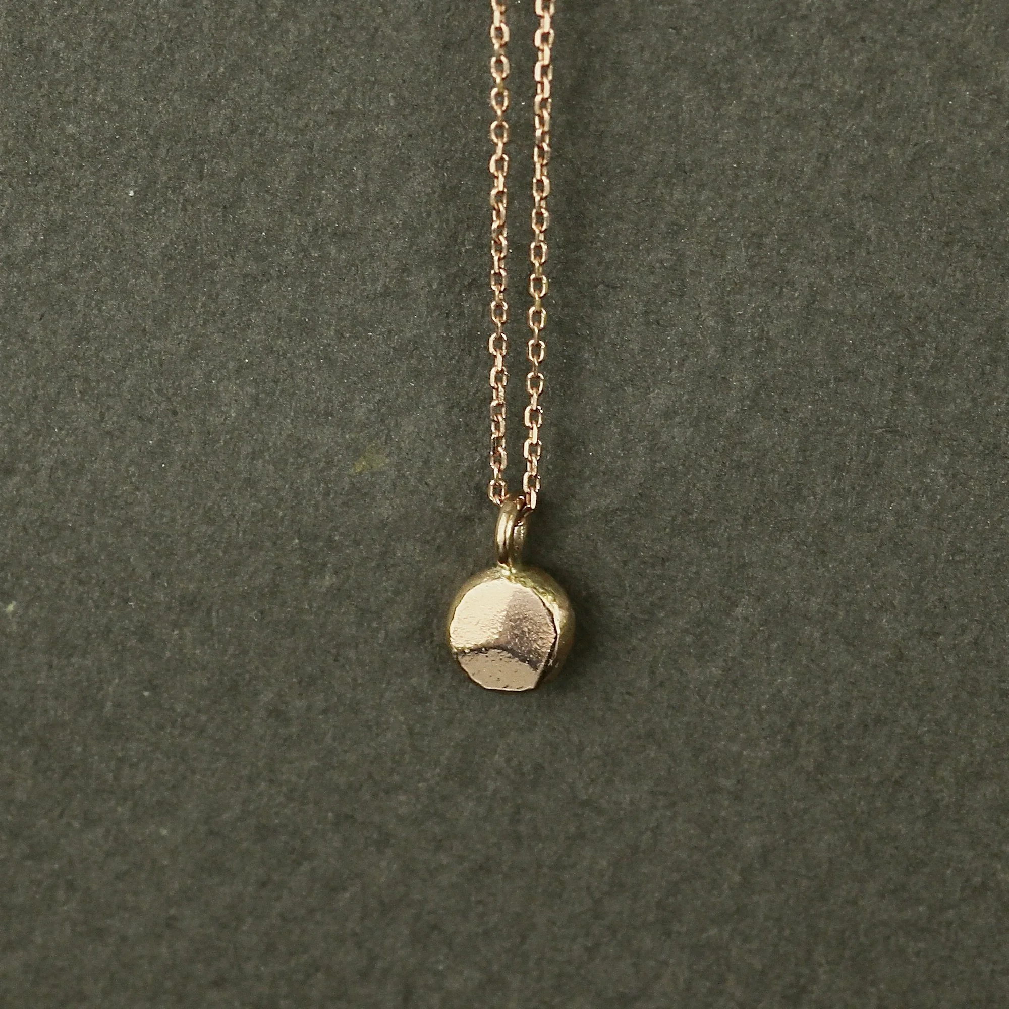 9ct Rose Gold Little Pebble Necklace 