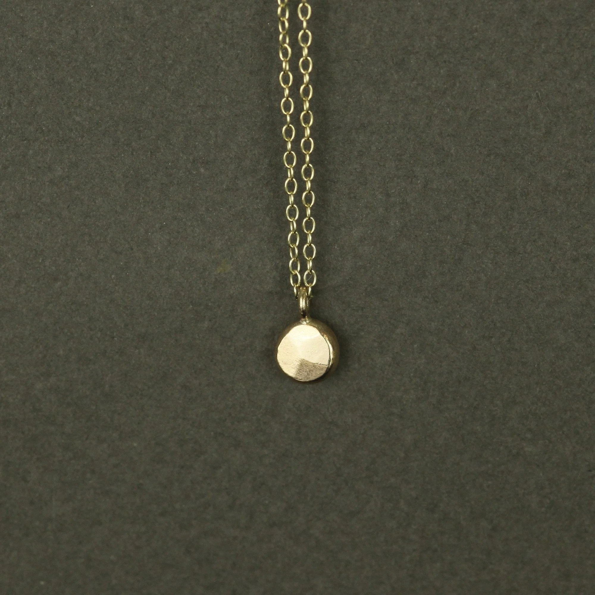 9ct Gold Little Pebble Necklace 