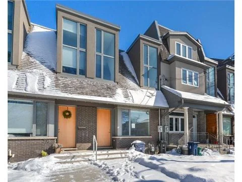 233 FRANKLIN AVE / 3 BED / 3 BATH / $799,000