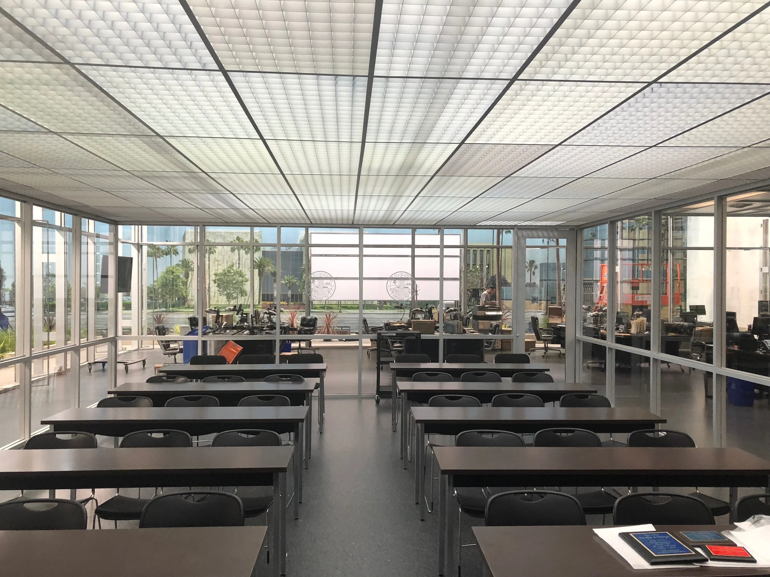  ROLL CALL ROOM TO FRONT WINDOWS 