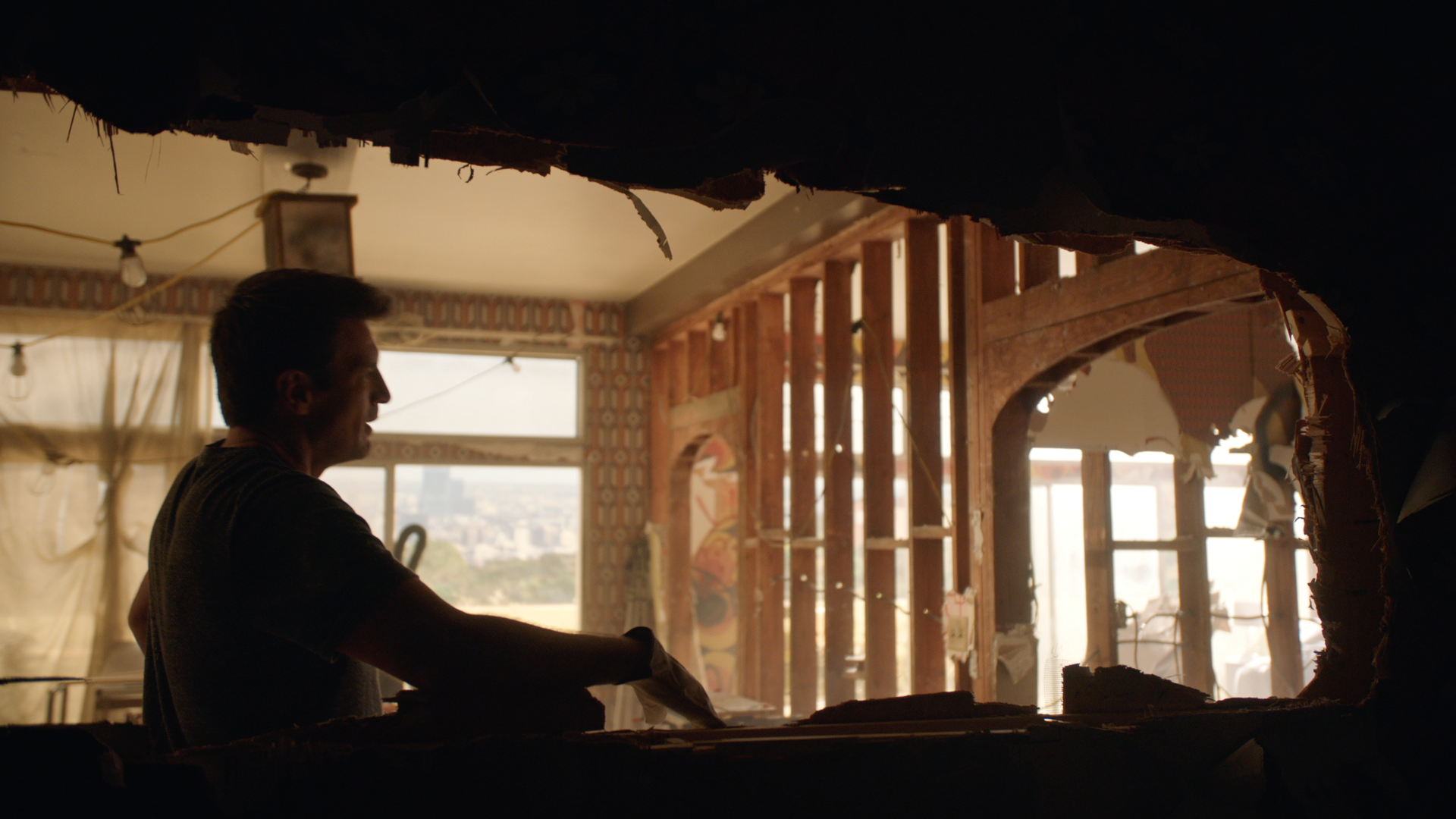 TRS2 202_Clip 04.png