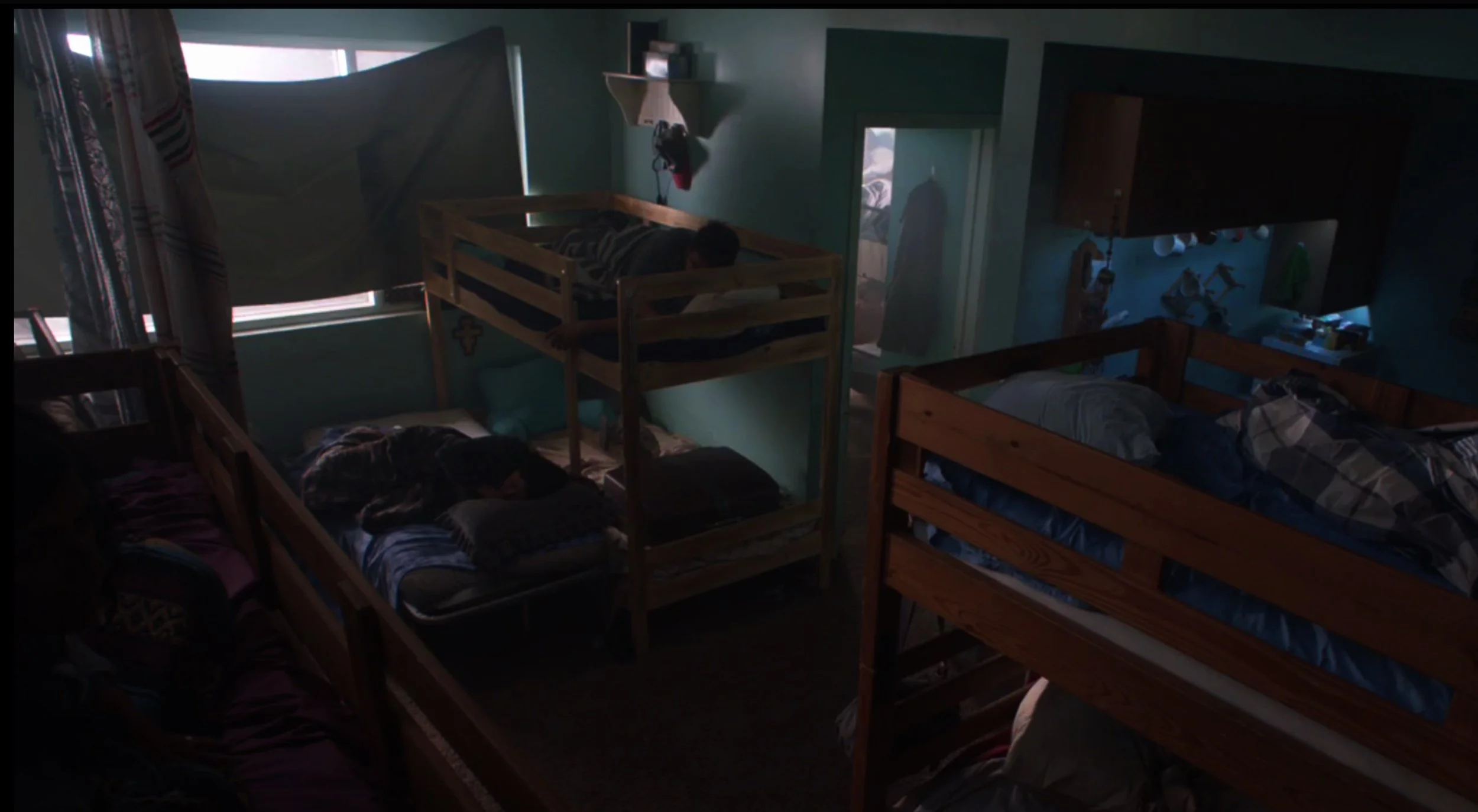 INT. FLOP HOUSE - STAGE BUILD