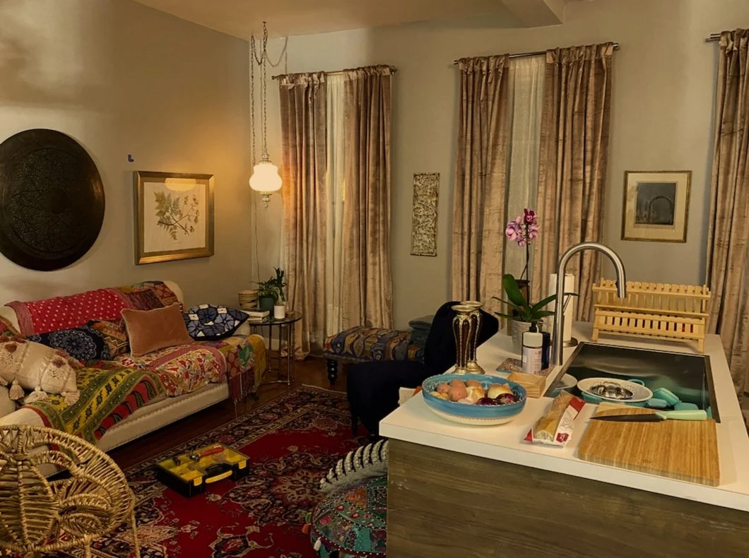 INT. BOHO AMY'S 14TH ST. APARTMENT (blue)