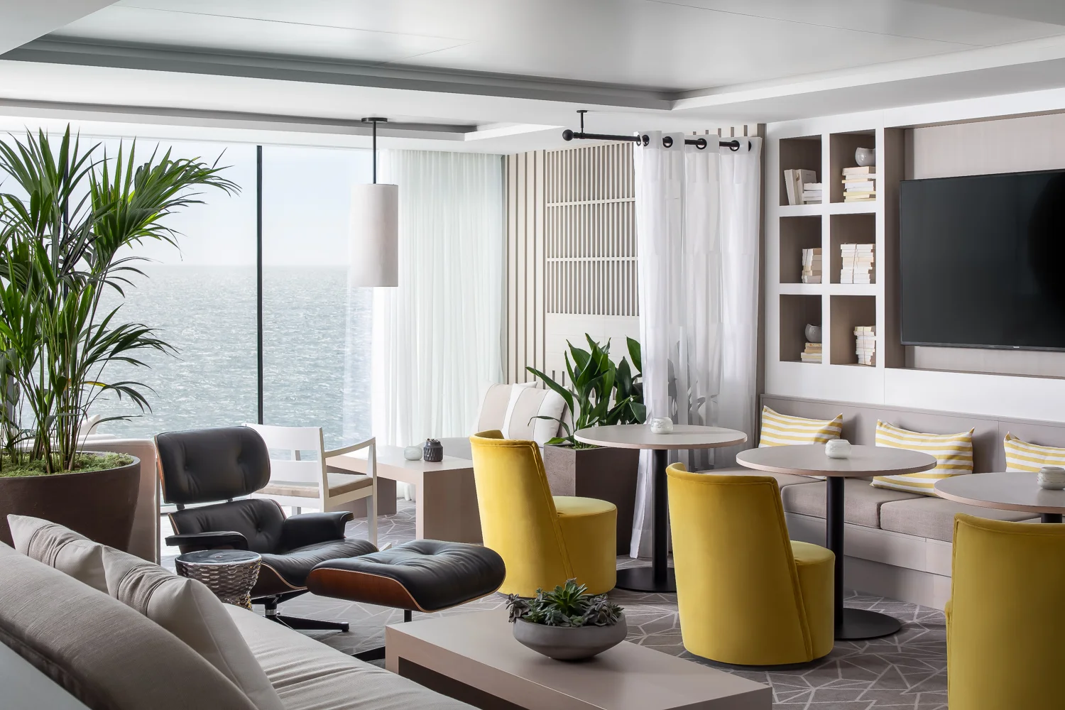 The Retreat Lounge. An exclusive lounge for Suite-class guests.