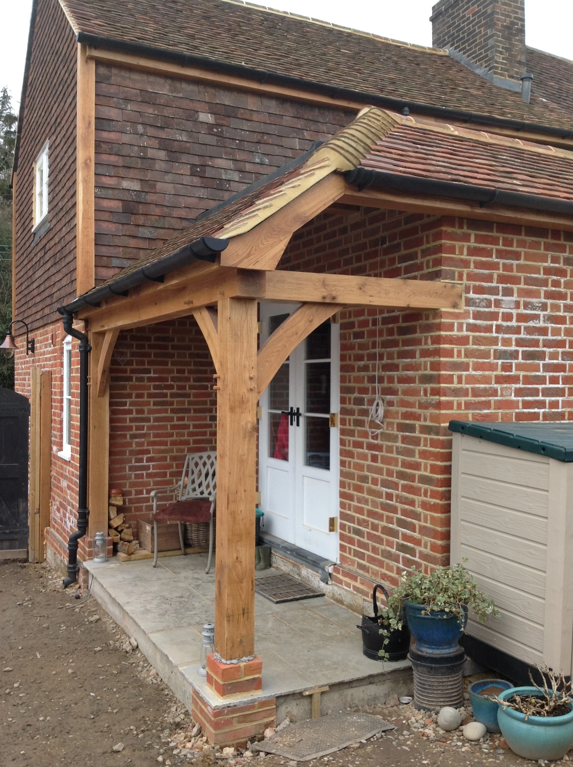 TIMBER FRAME PORCHES