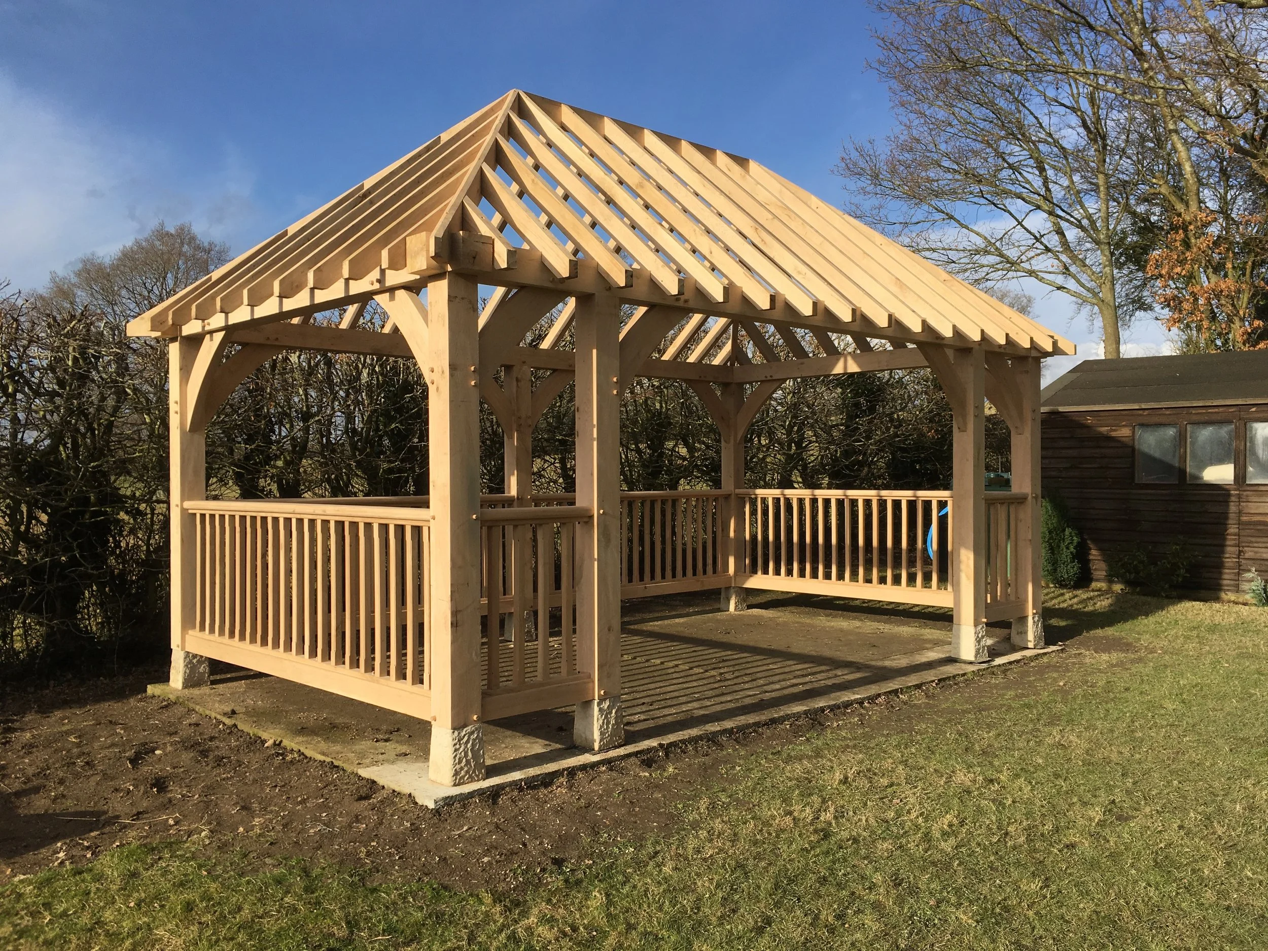 OAK GAZEBO'S — TIMBER FRAME PORCHES
