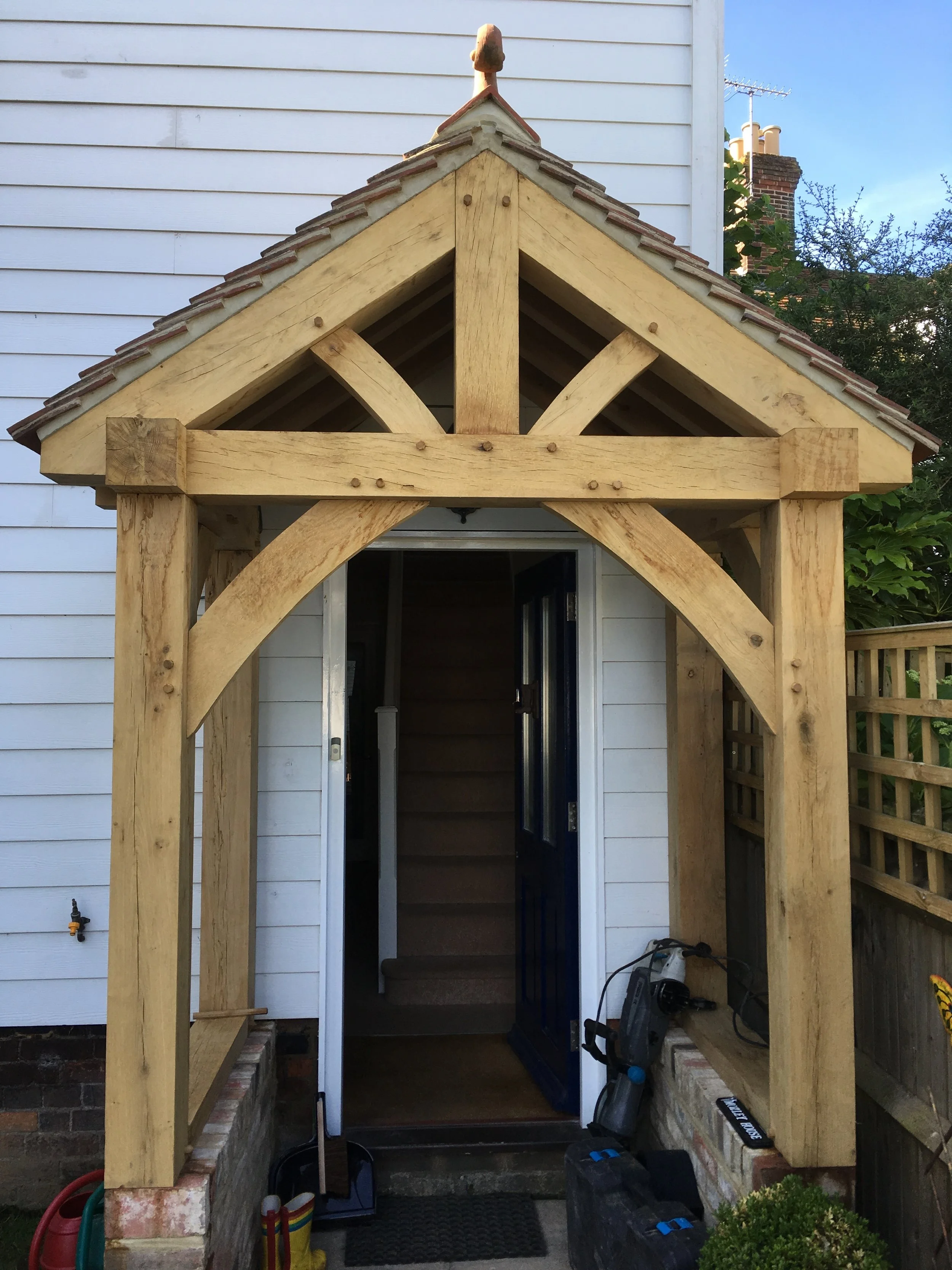 TIMBER FRAME PORCHES