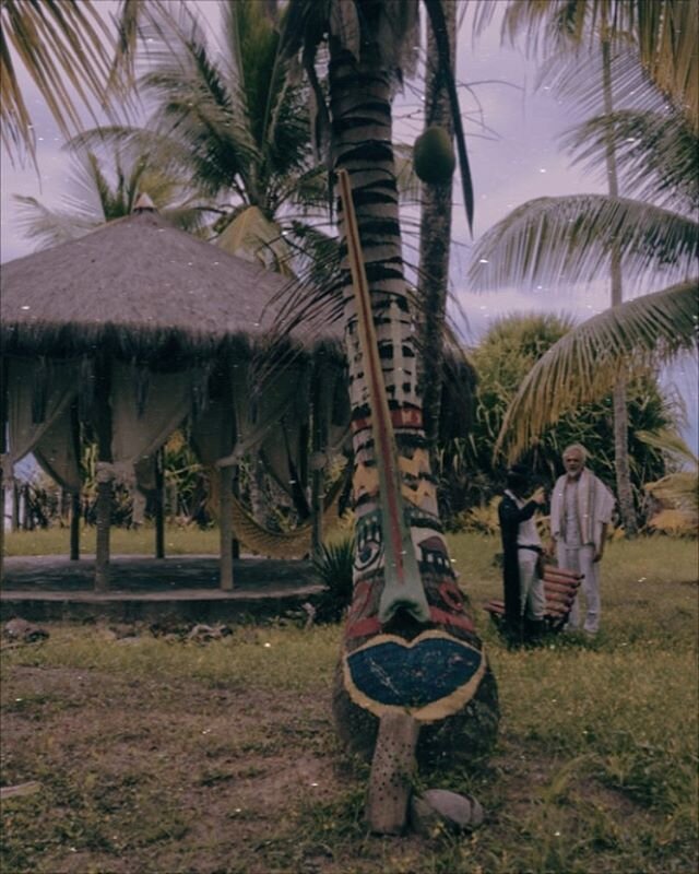 Durante esses tempos dif&iacute;ceis, estamos nos reconectando &agrave; terra e ao essencial da vida. Somos gratos por estarmos vivos e continuamos trabalhando duro para criar espa&ccedil;os resilientes de transforma&ccedil;&atilde;o positiva.
.
.
.
