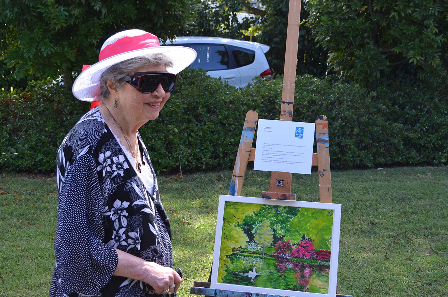 Tui Parr and her work The Swan , 2015