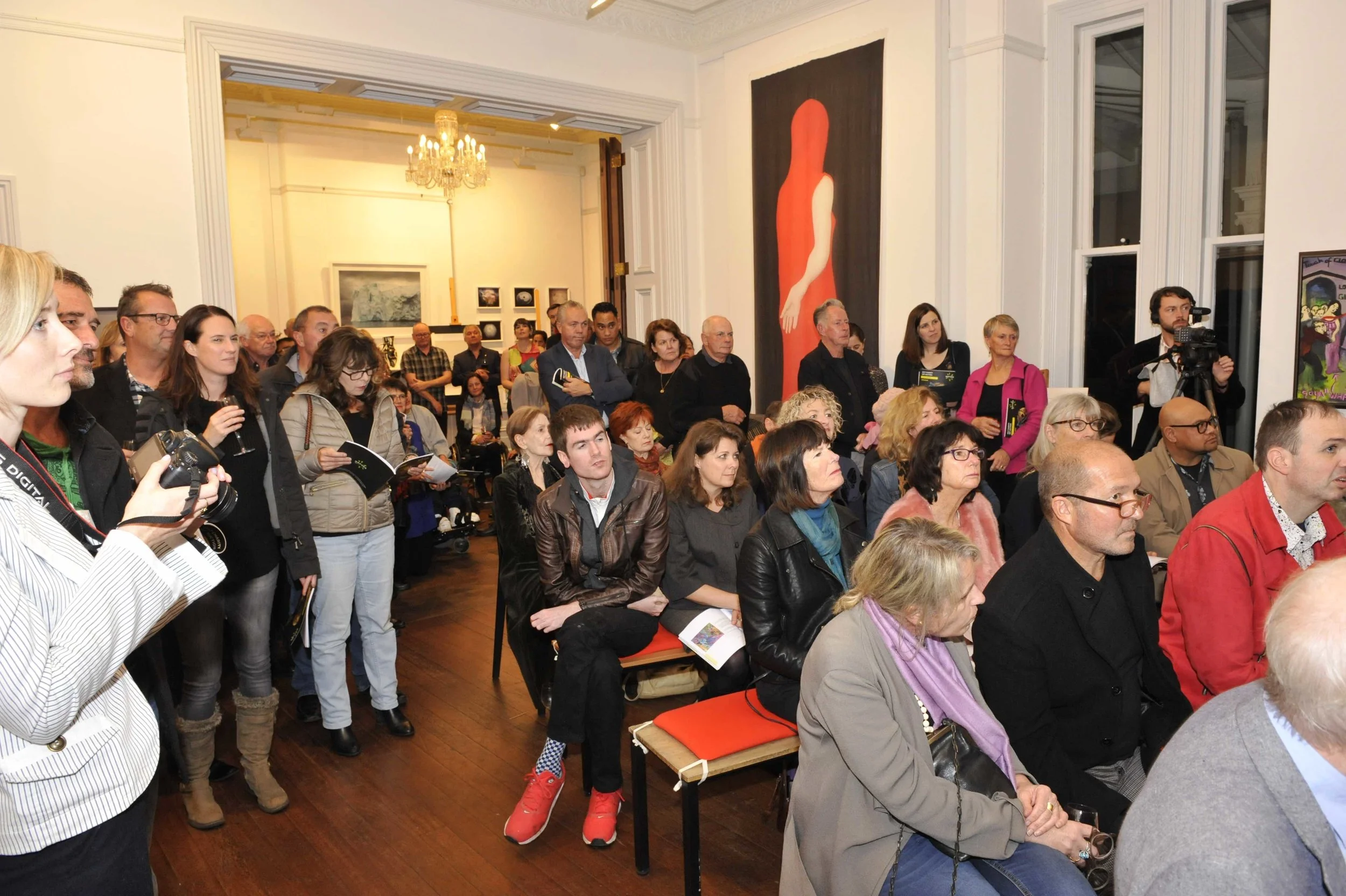 All eyes on the art.... Māpura Studios Charity Auction, 22nd May 2017