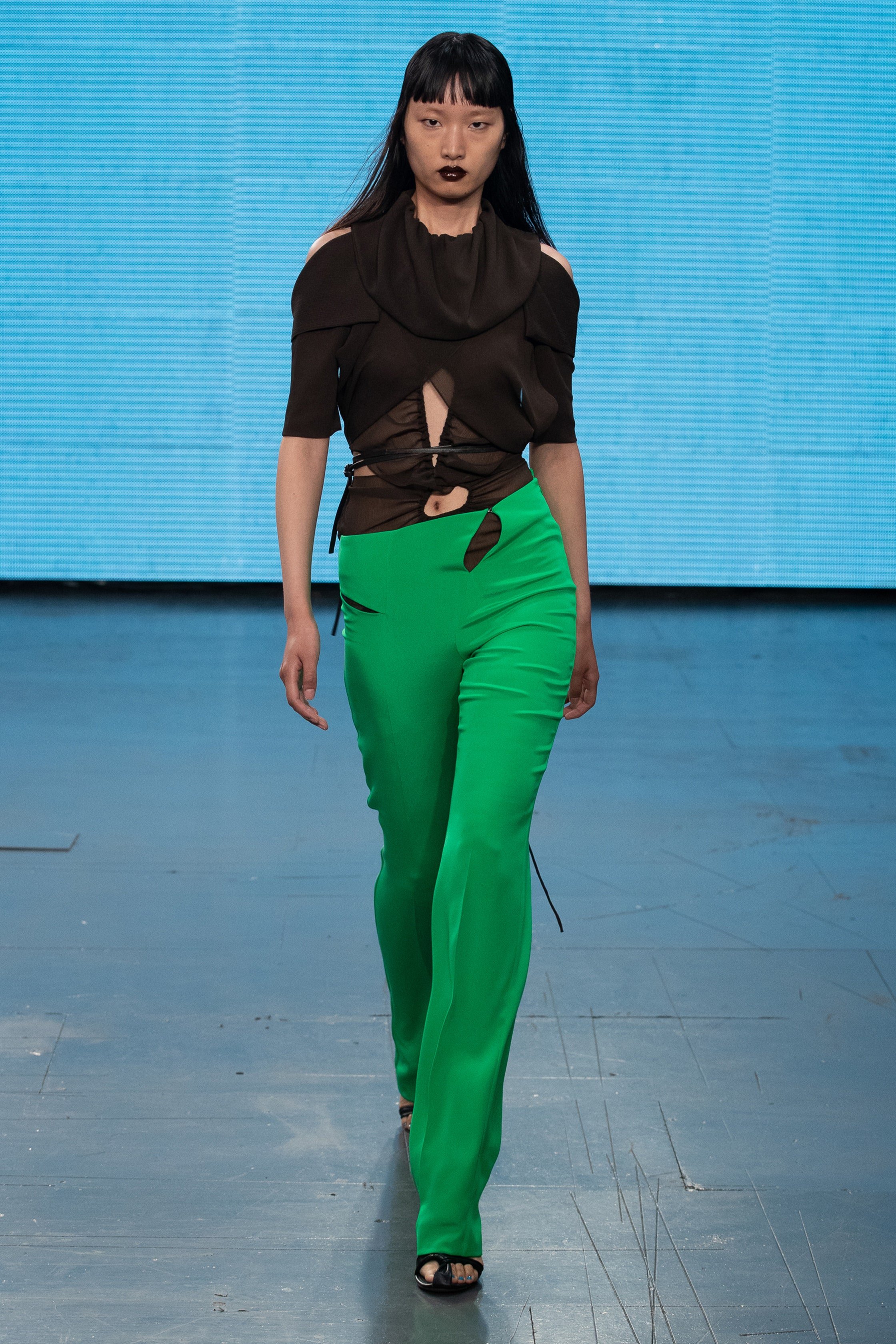 00003-Supriya-Lele-Spring-22-RTW-London-credit-brand.jpg