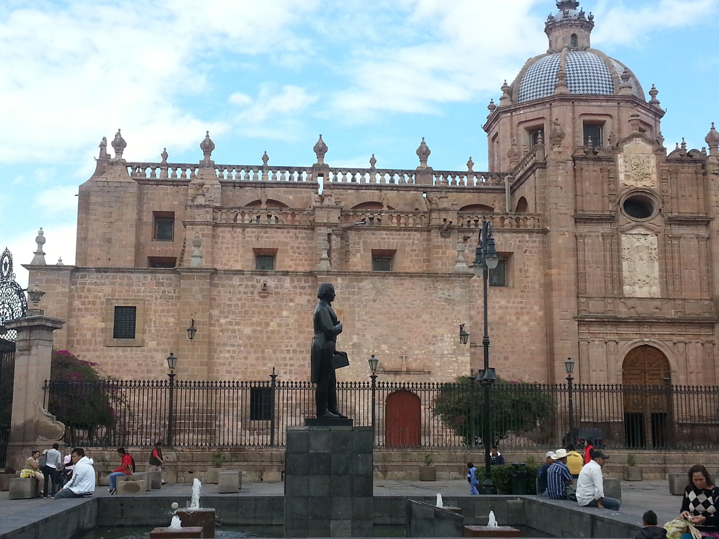 Morelia is an University town, many beautiful old buildings
