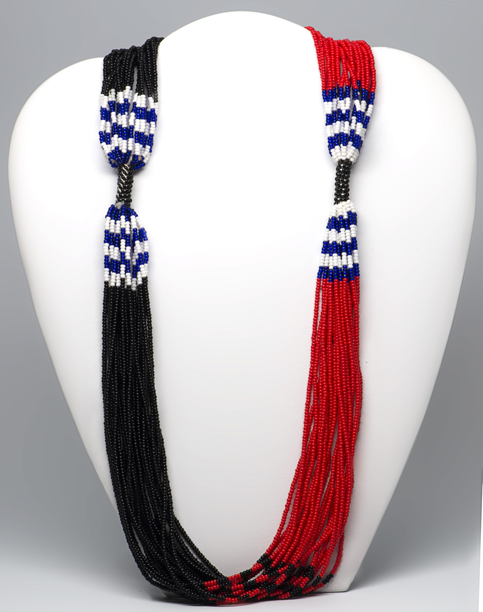 Mundari Necklace with Twist
