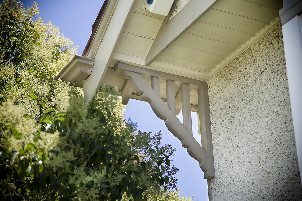 Period Style Heritage Decorative Timber Corner Verandah Eave Bracket.jpg