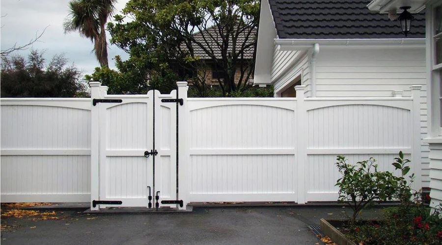 HOPETON GATE.jpg