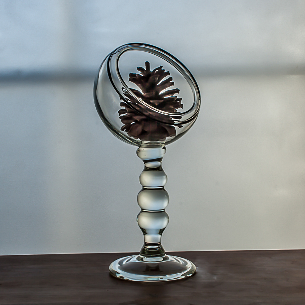 globe pedestal