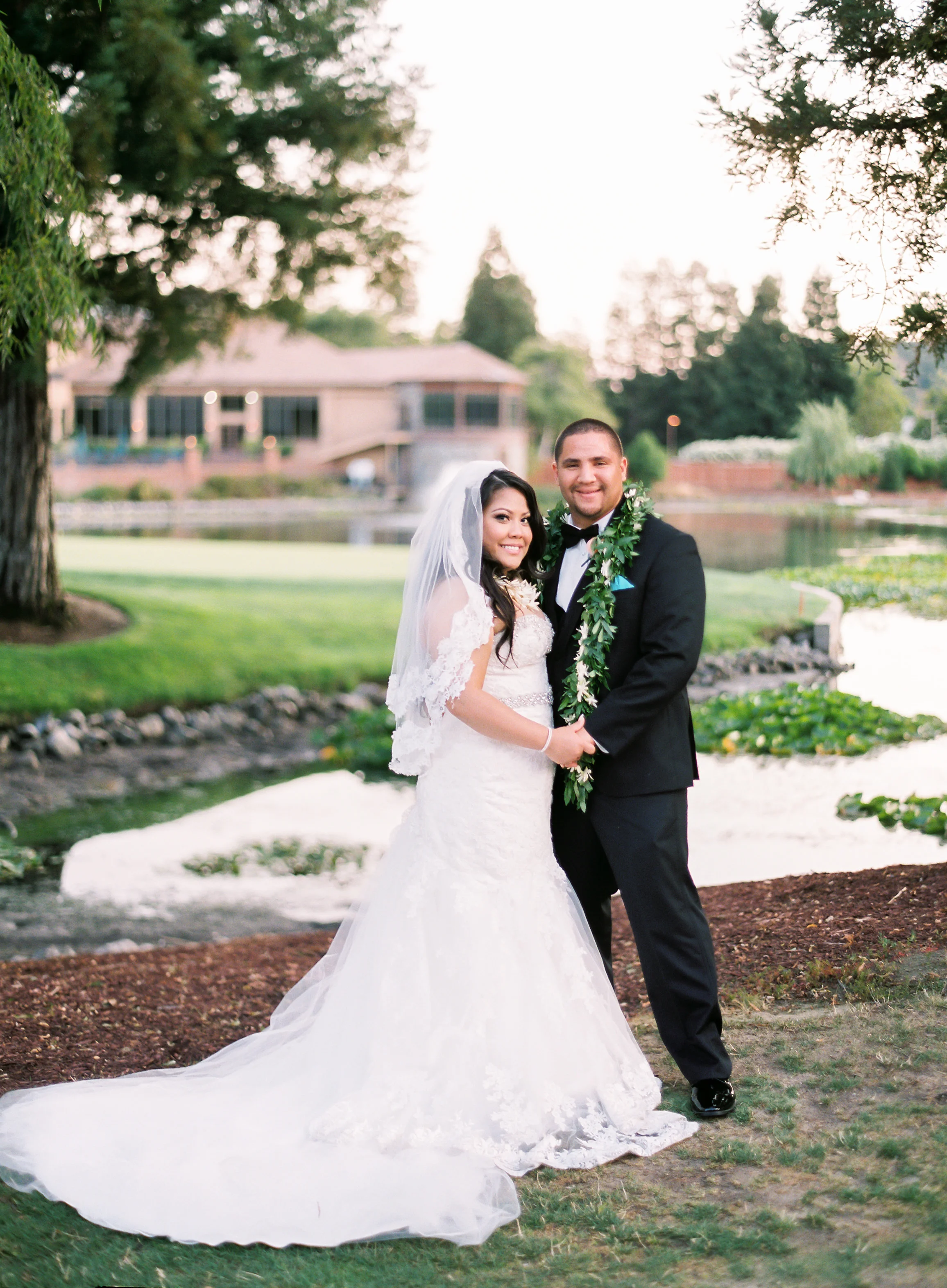 hawaiian-inspired-wedding-at-blackhawk-country-club-012.jpg