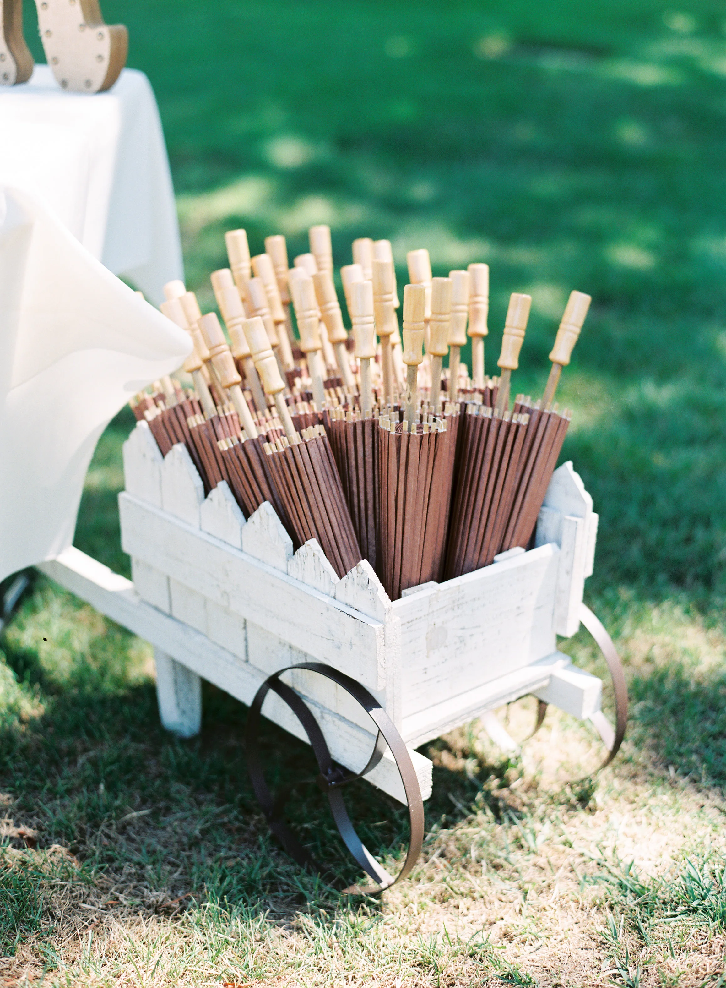 southern-inspired-wedding-at-ravenswood-historic-site-006-4.jpg