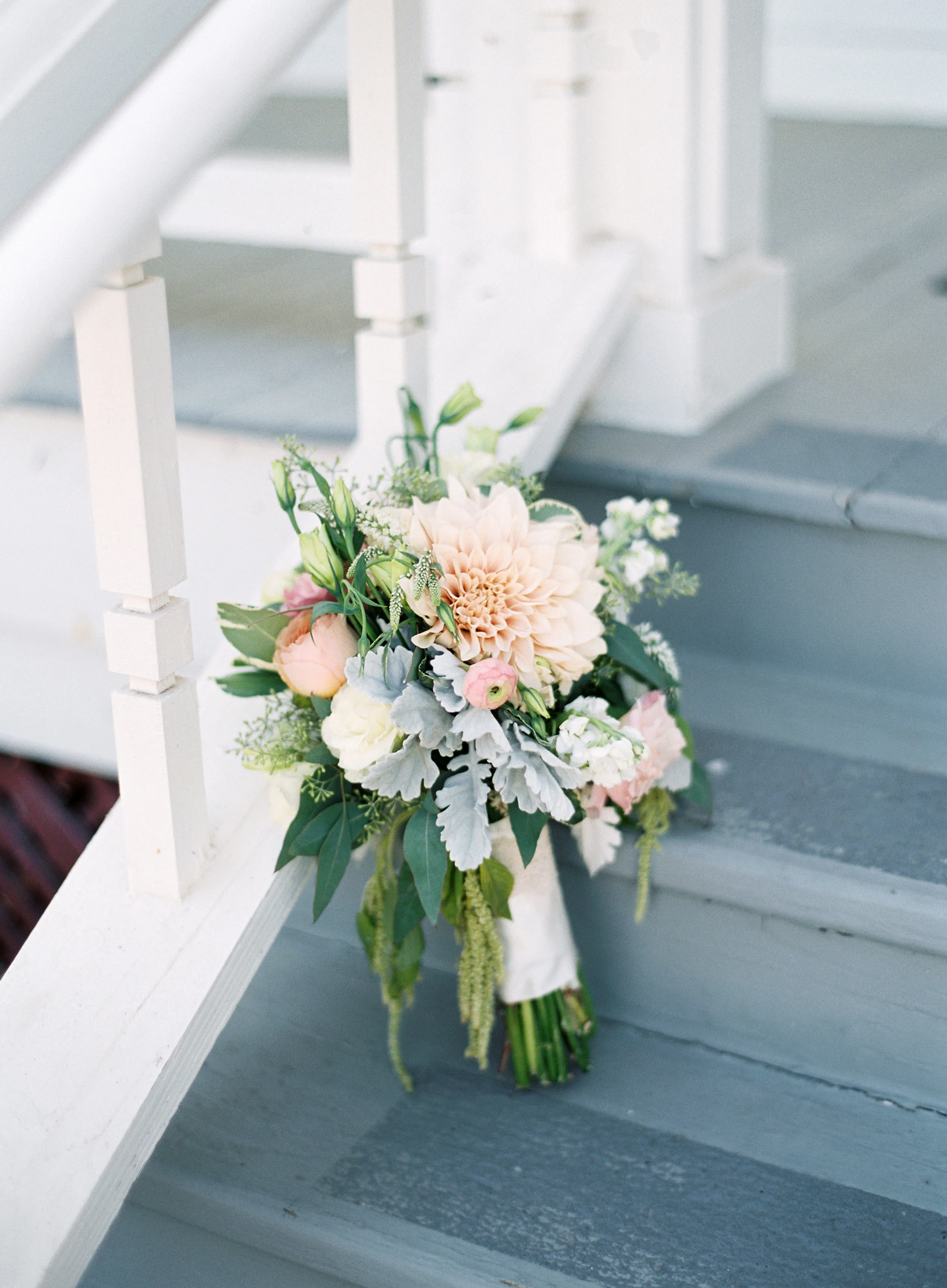 southern-inspired-wedding-at-ravenswood-historic-site-001-2.jpg